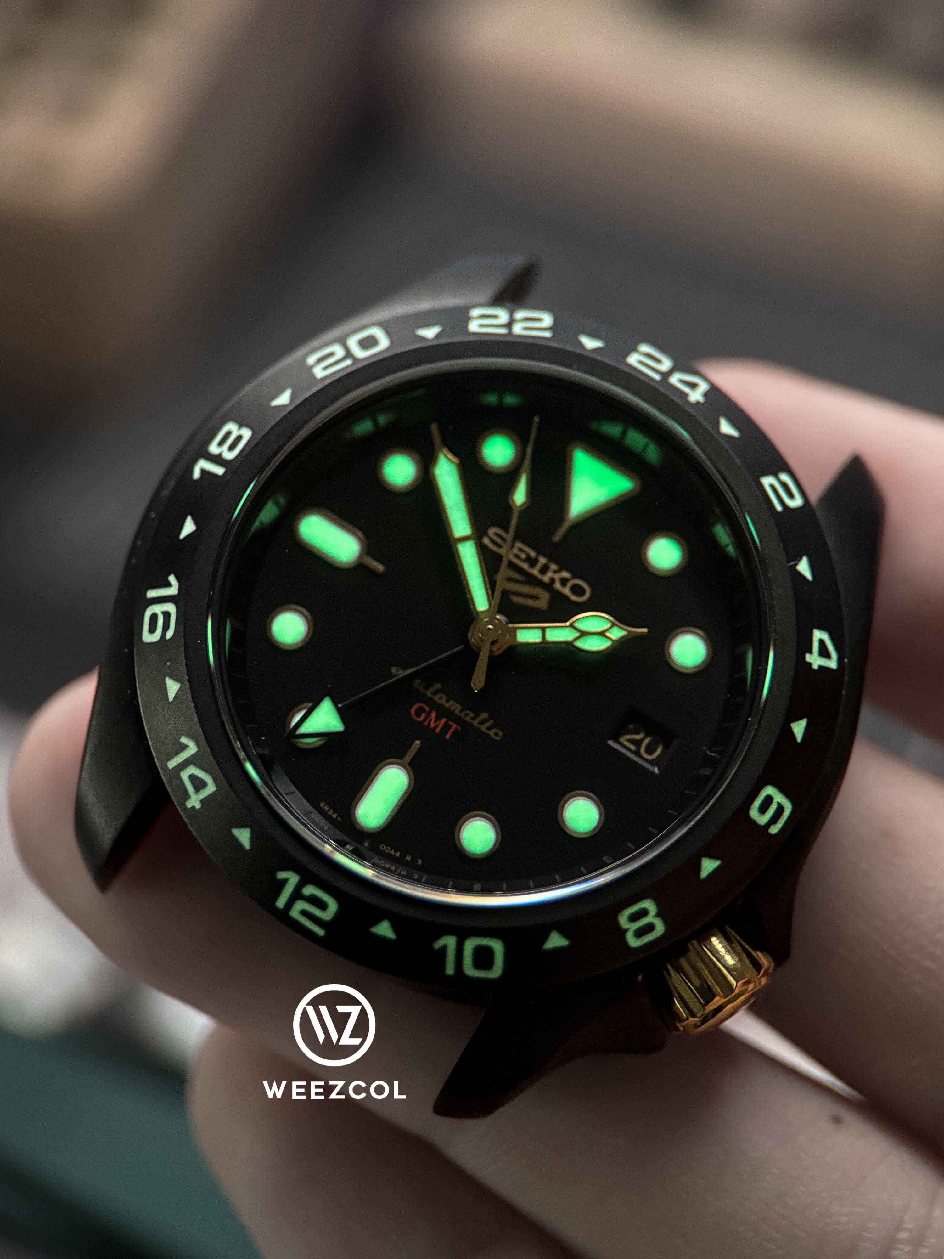 SKX007 SSK036 GMT: Matte Black in Jubilee