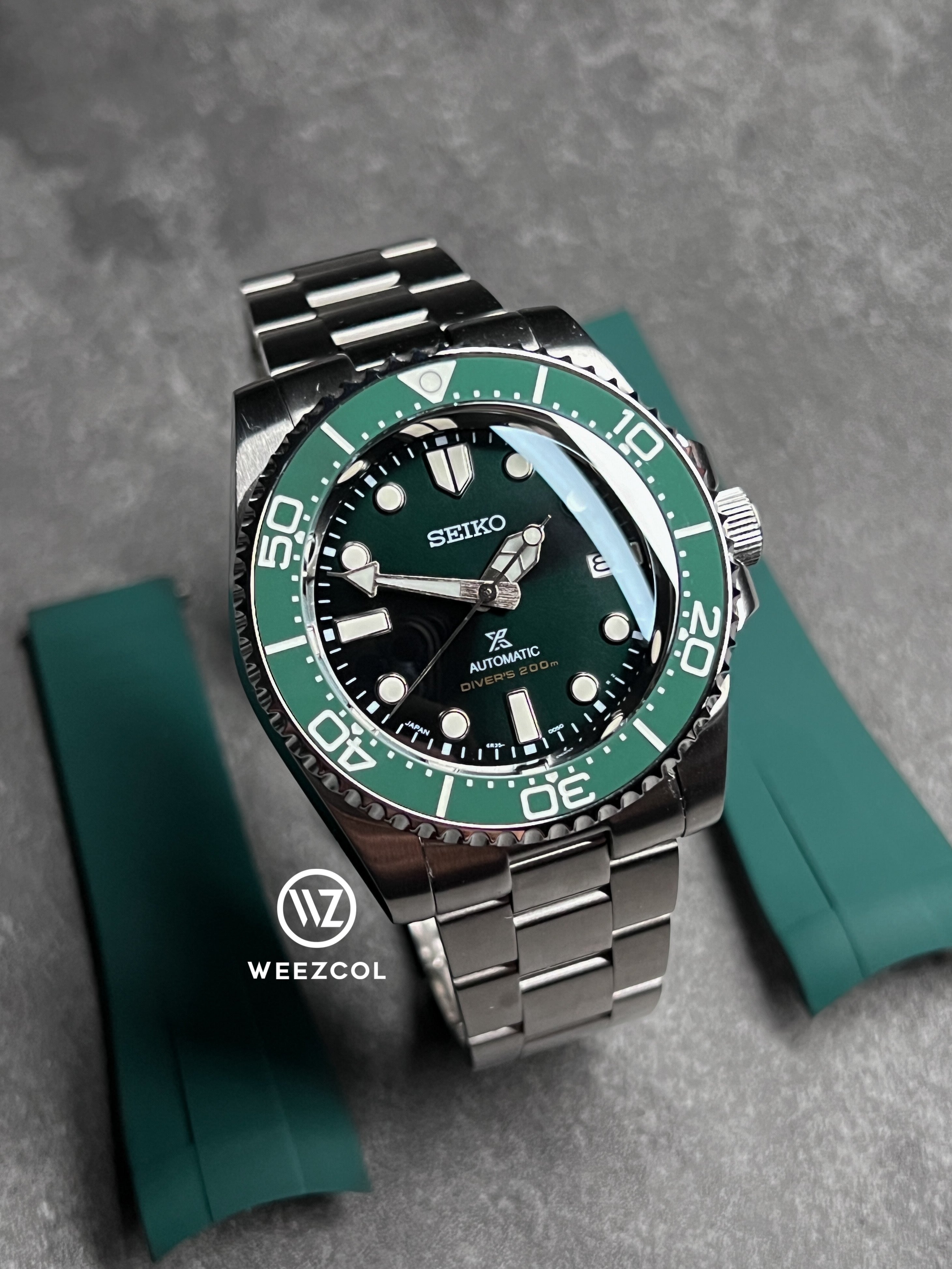 SPB207: Submariner in Brushed Silver