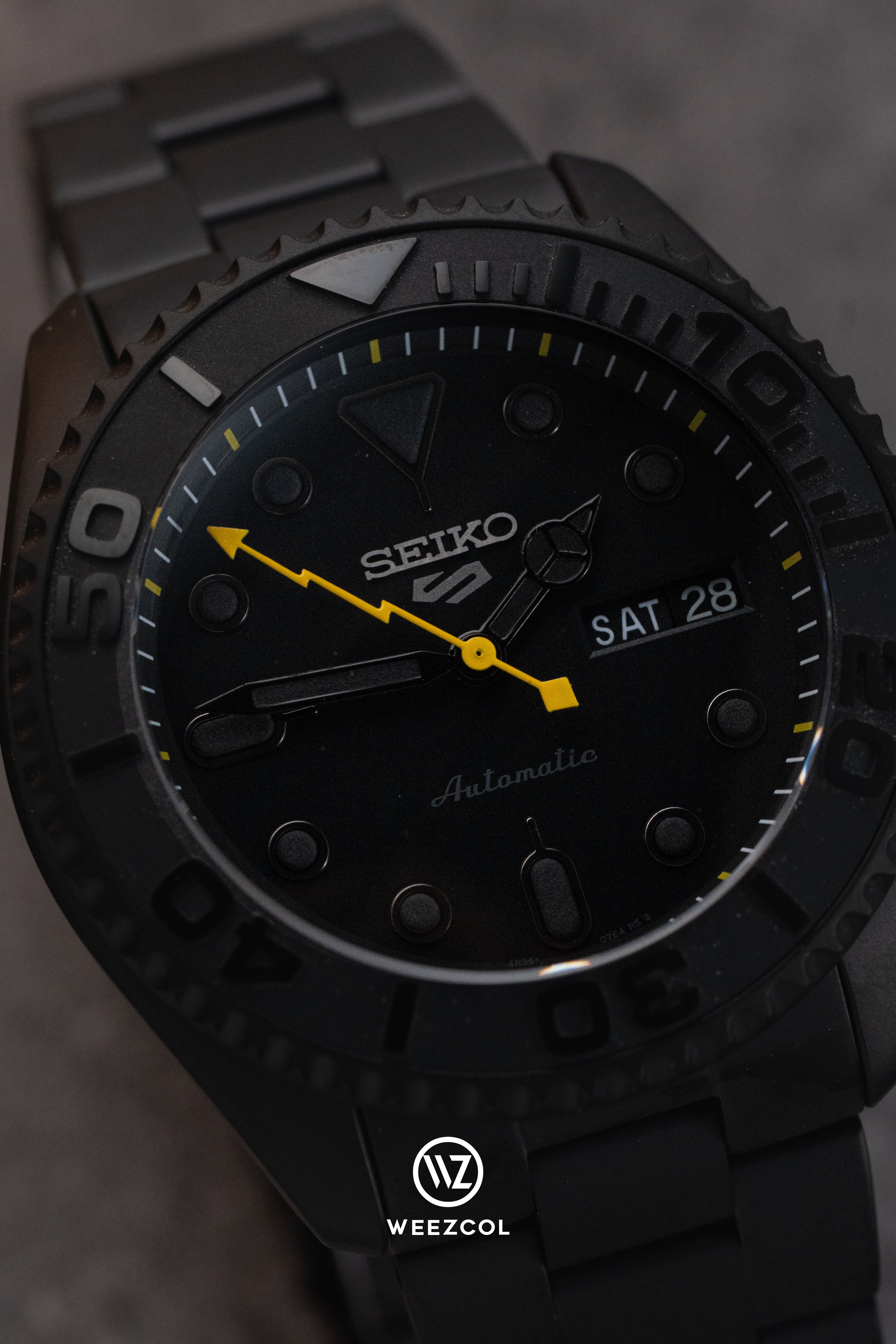 Seiko SRPD79: '5KX' Stealth in Yellow with Oyster
