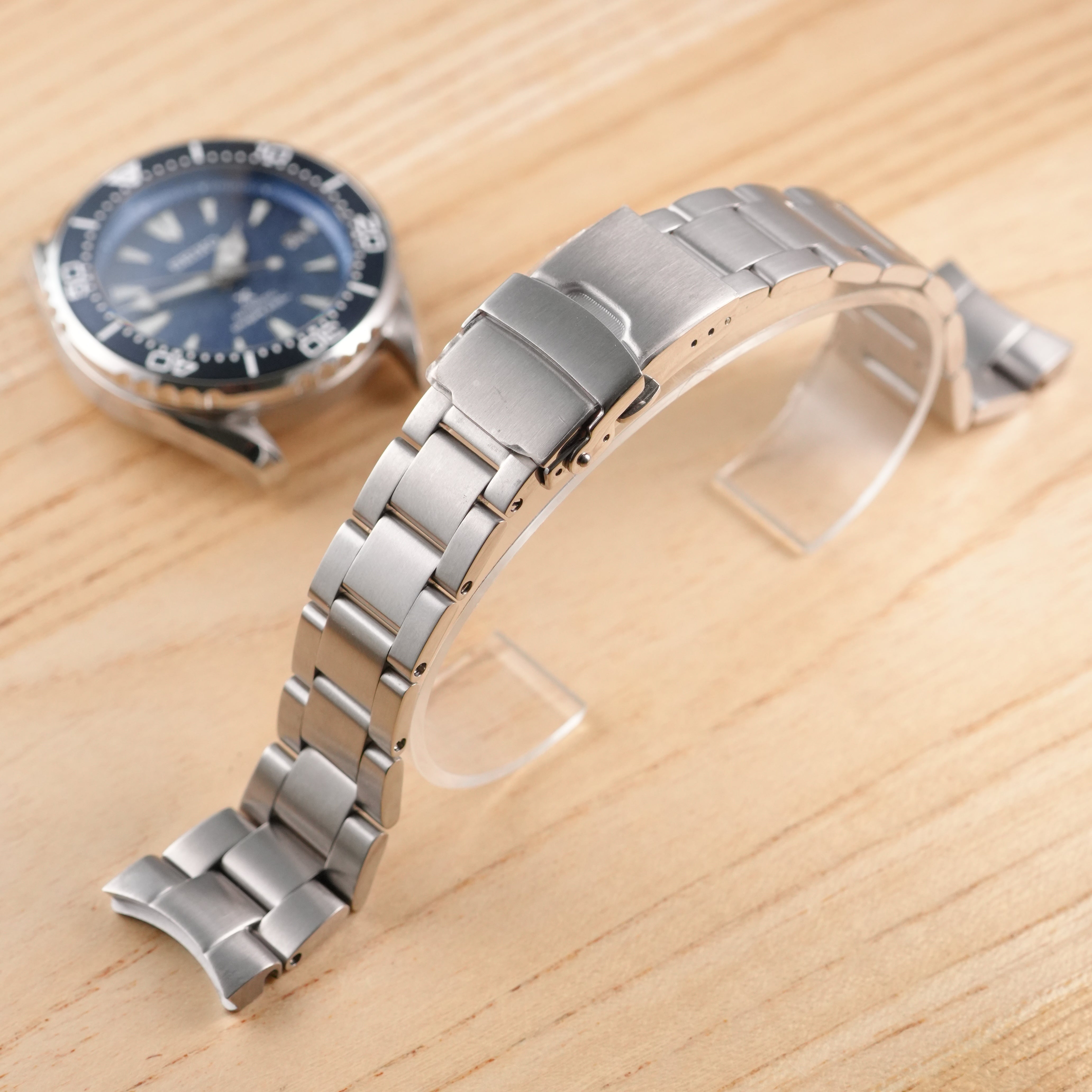 SKX007 Seamaster: Brushed Silver Oyster Bracelet