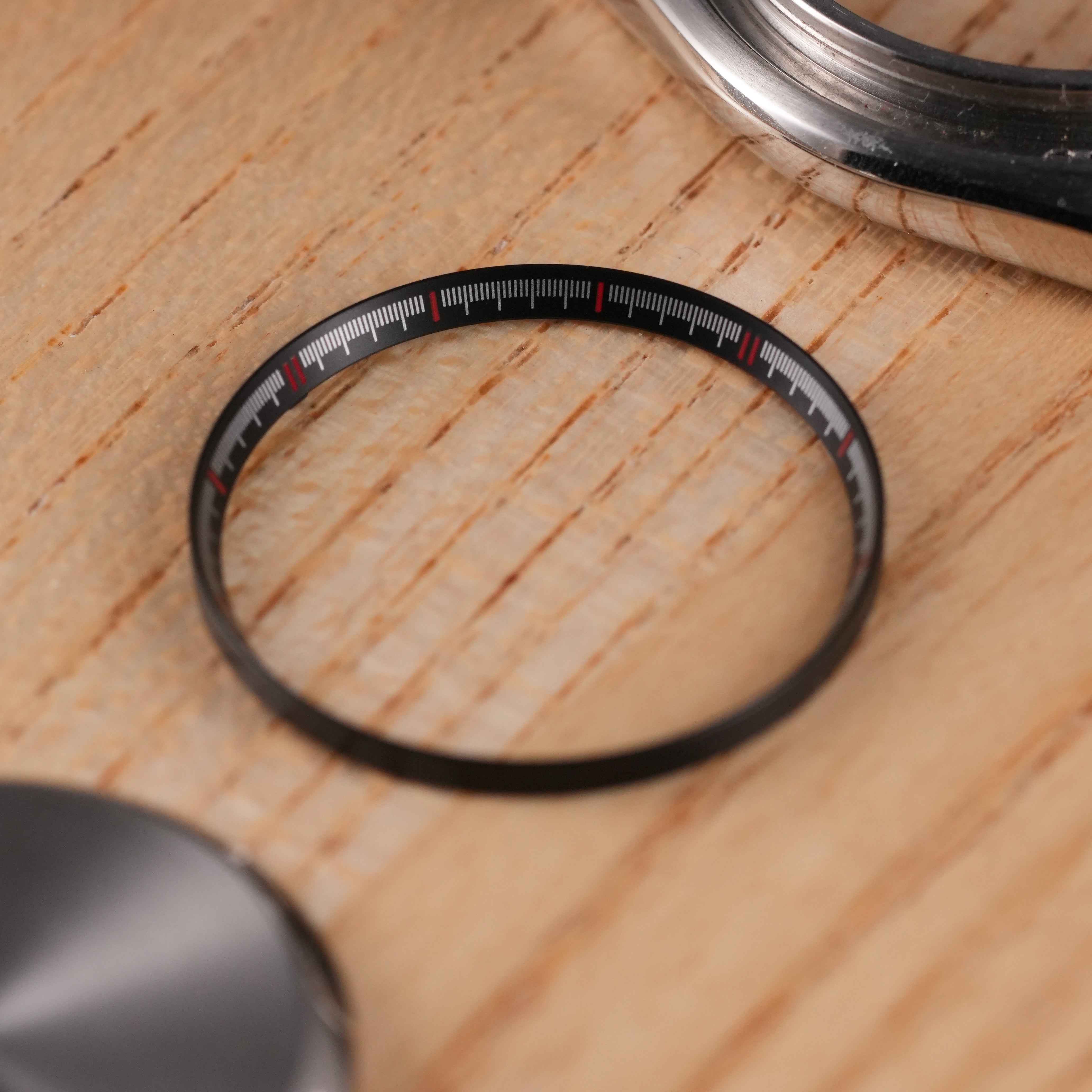 SKX007/SRPD Minutes: Black with Red Markers