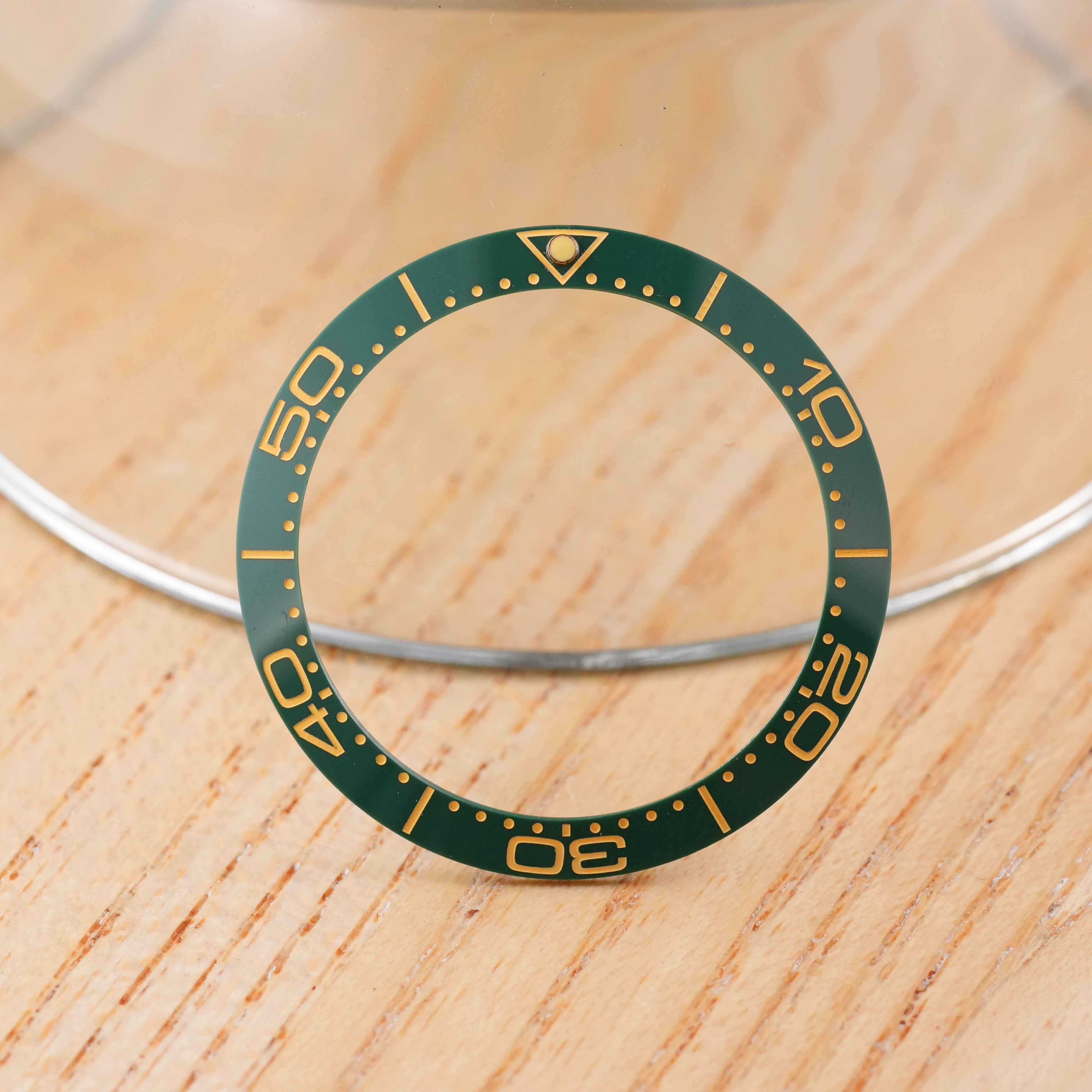 SKX007/SRPD OSPO: Polished Green in Yellow Gold Markers