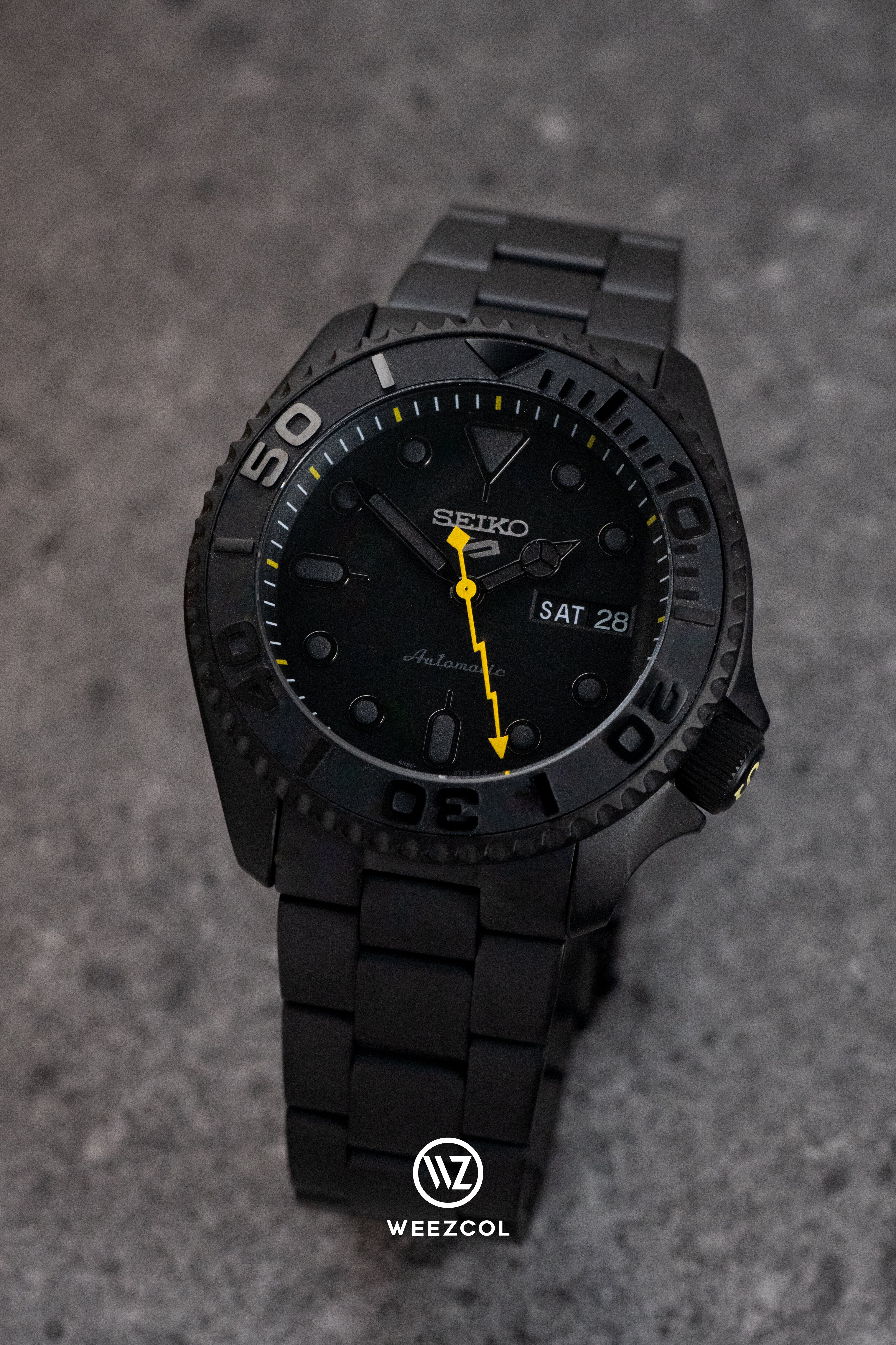 Seiko SRPD79: '5KX' Stealth in Yellow with Oyster