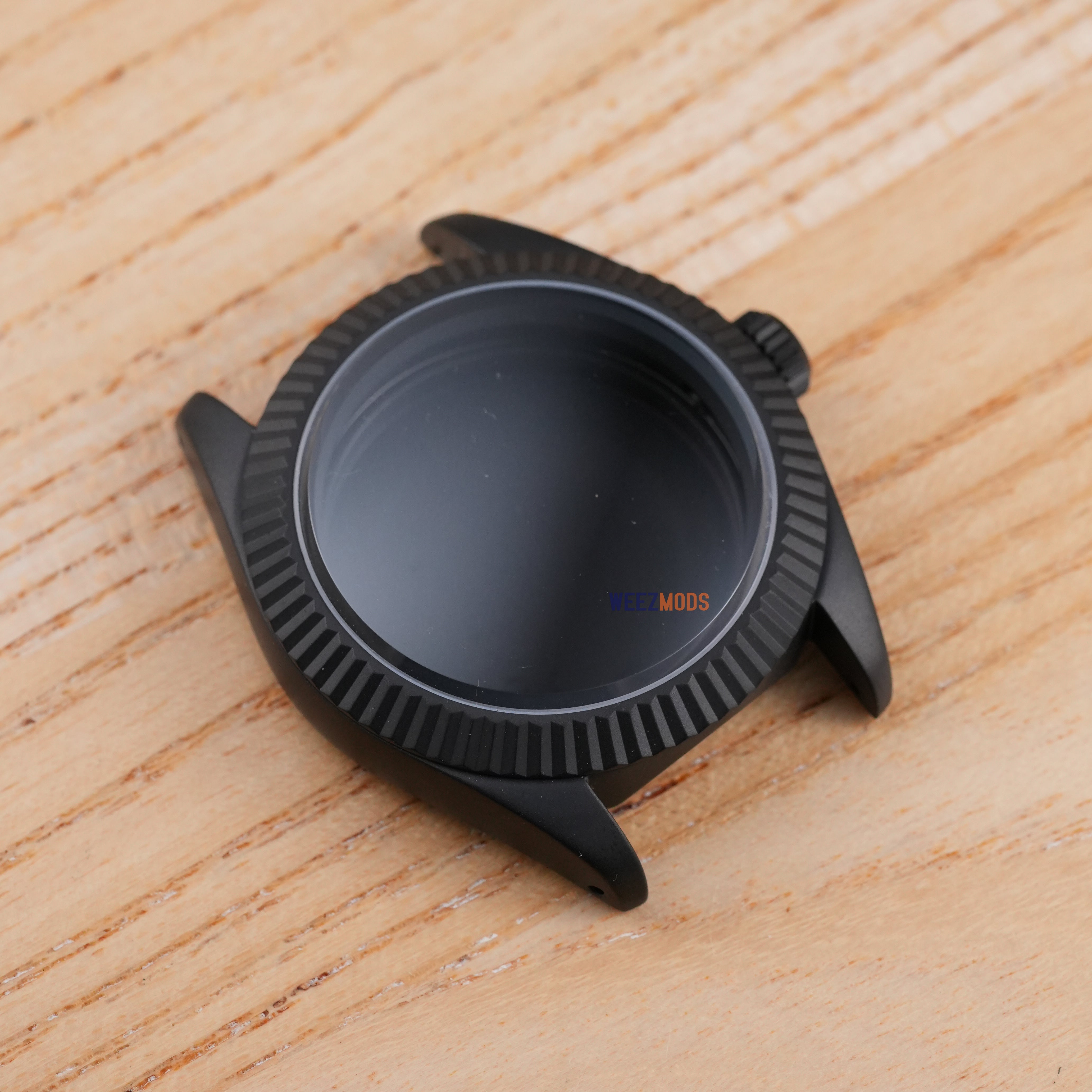 40MM Fluted: Matte Black with Flat Sapphire Case
