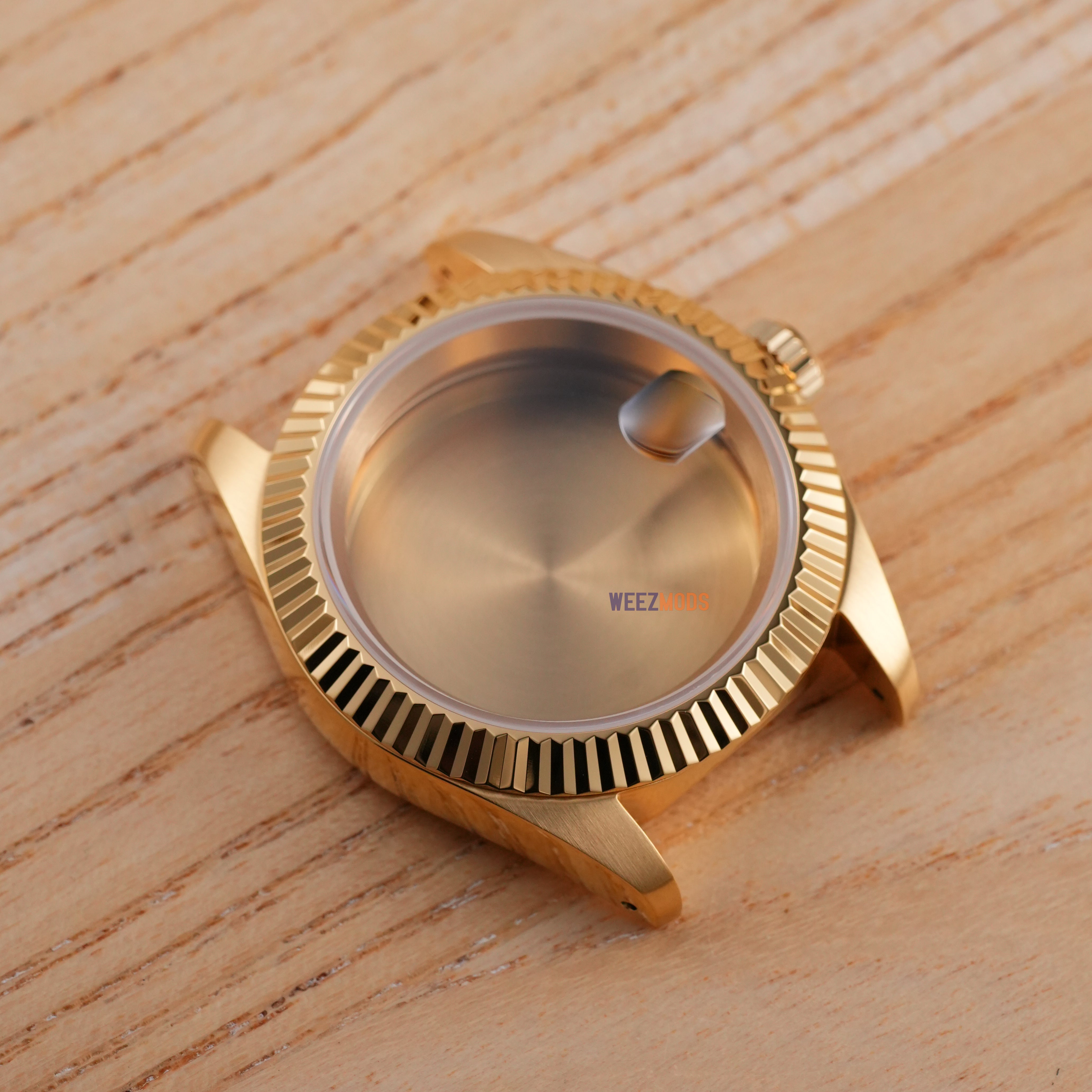 40MM Fluted: Brushed Gold with Cyclops Case