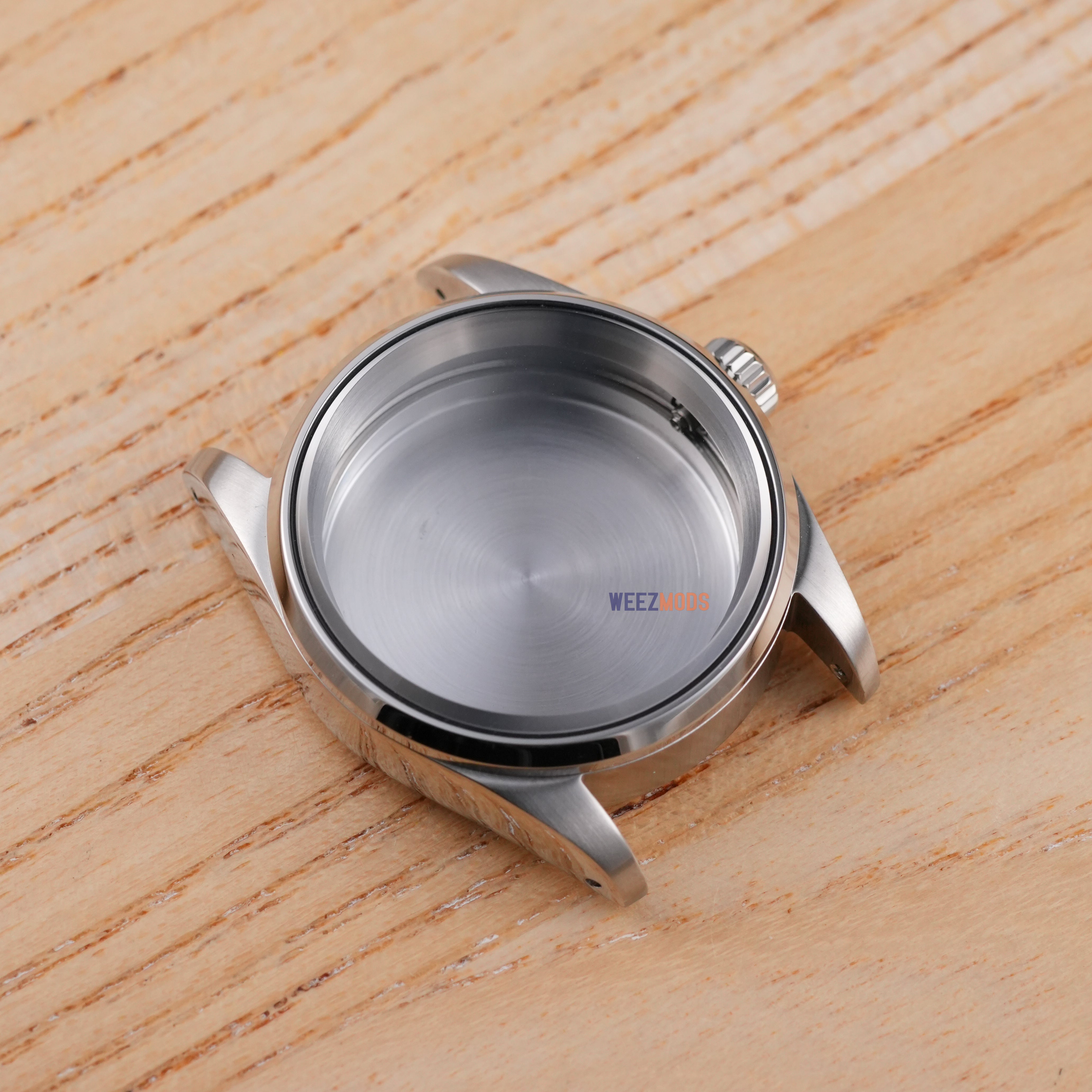 36MM Pilot: Brushed Silver with Dome Case