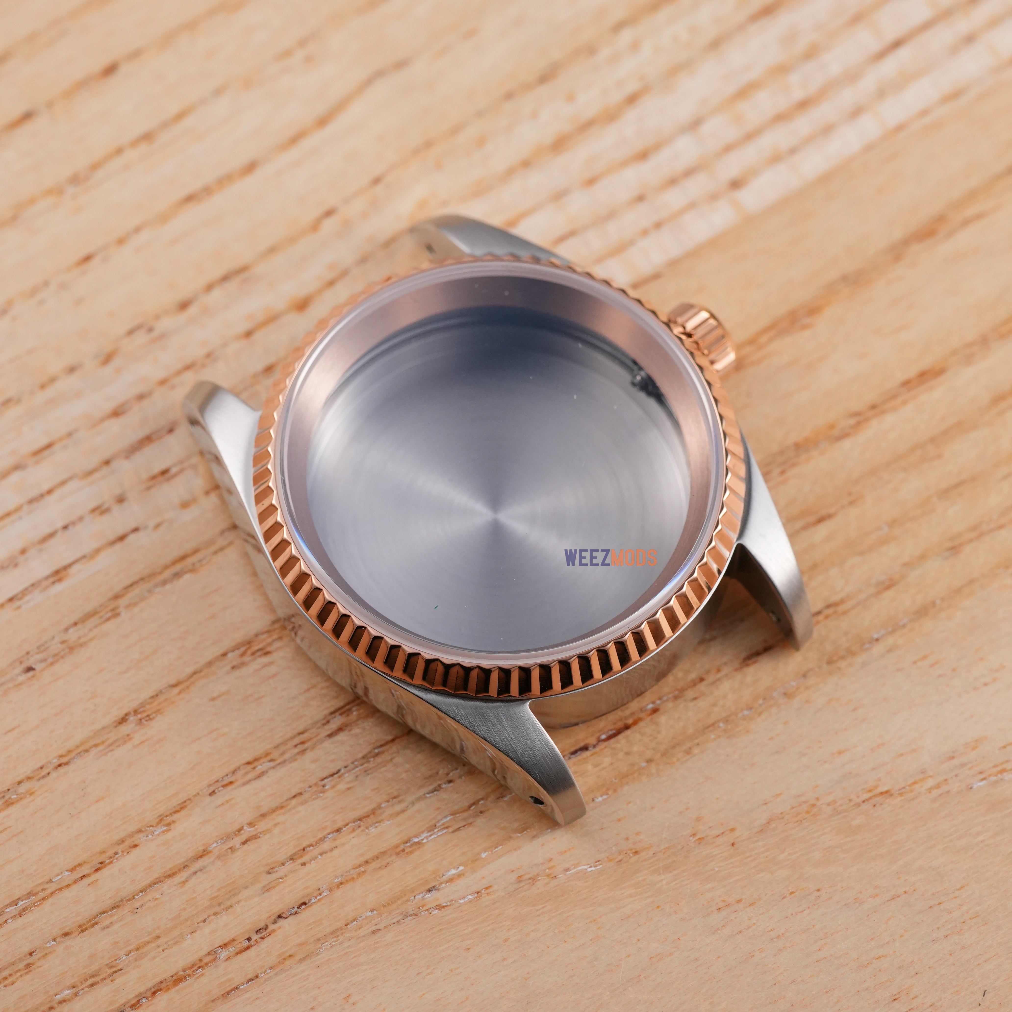 36MM Fluted: Two-Tone Rose Gold with Flat Sapphire Case
