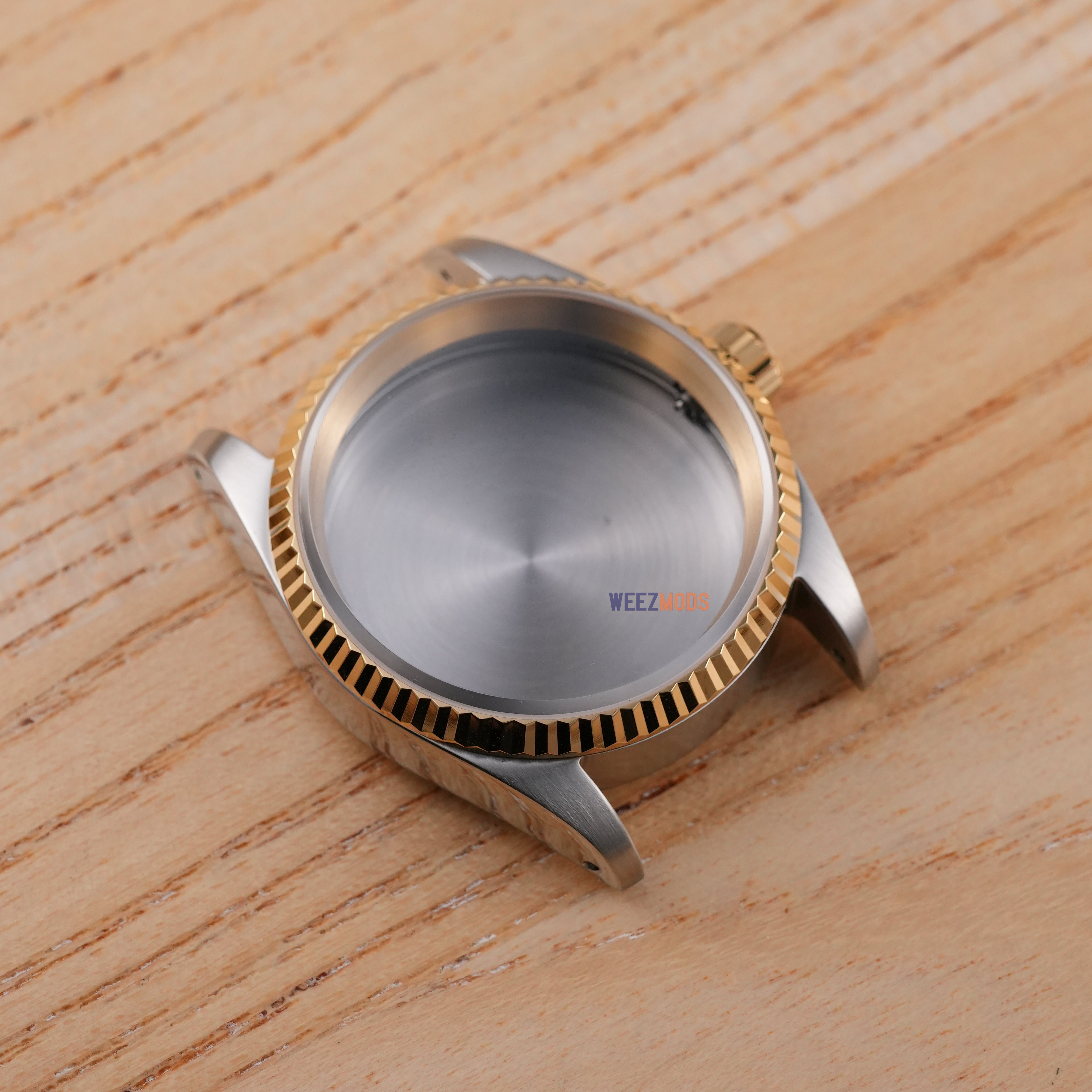 36MM Fluted: Two-Tone Gold with Dome Case
