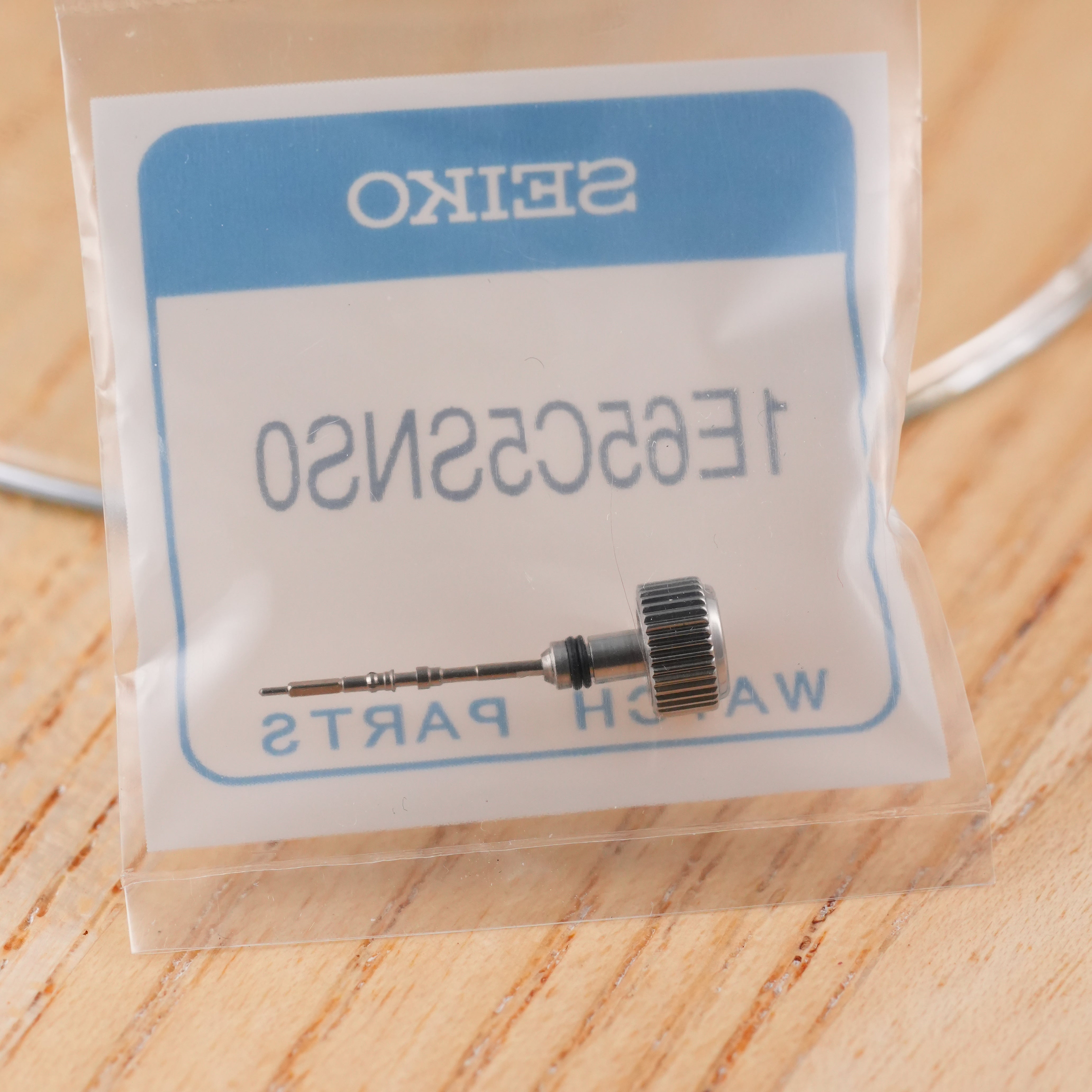 Seiko SPB MM200: OEM Crown