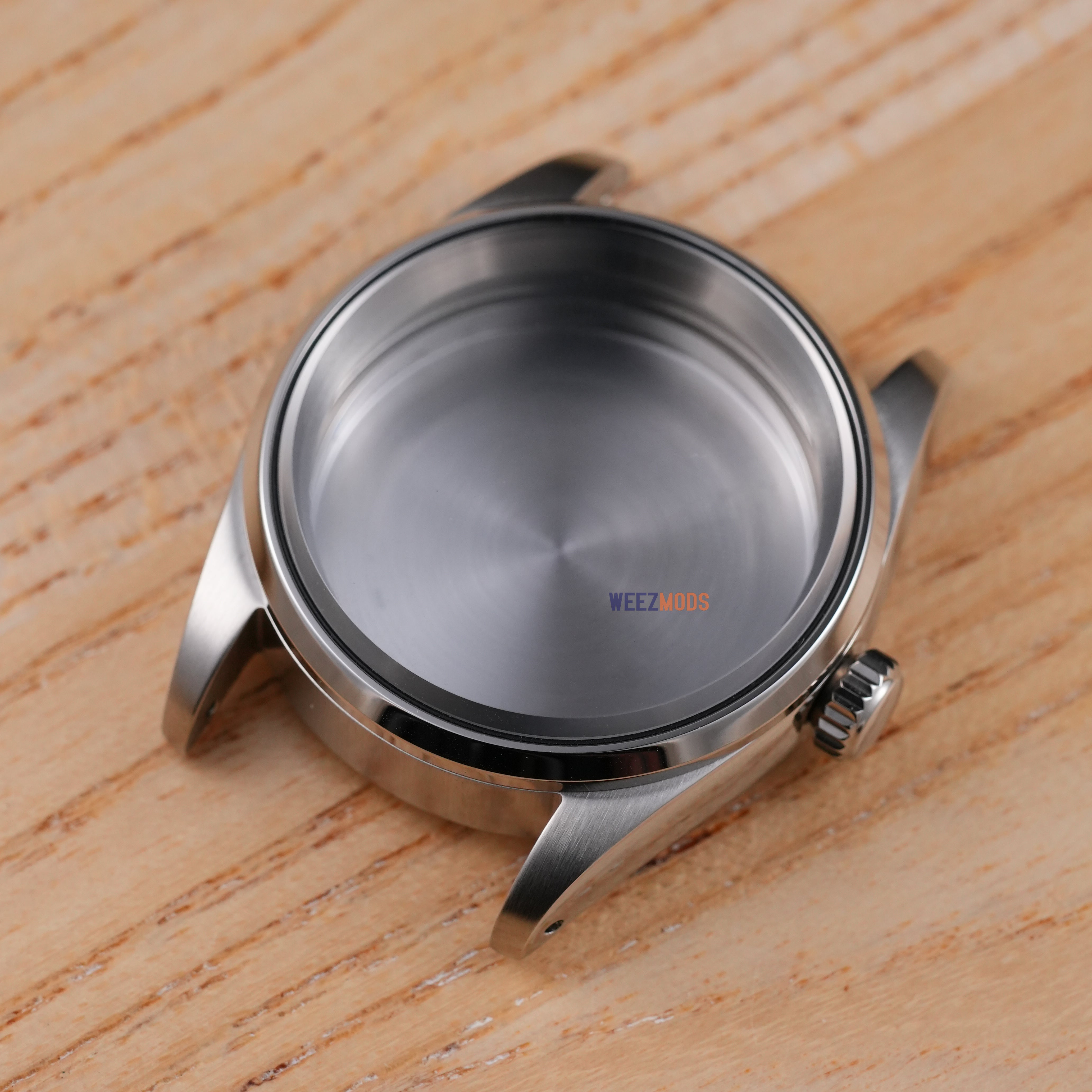 36MM Pilot: Brushed Silver with Dome Case