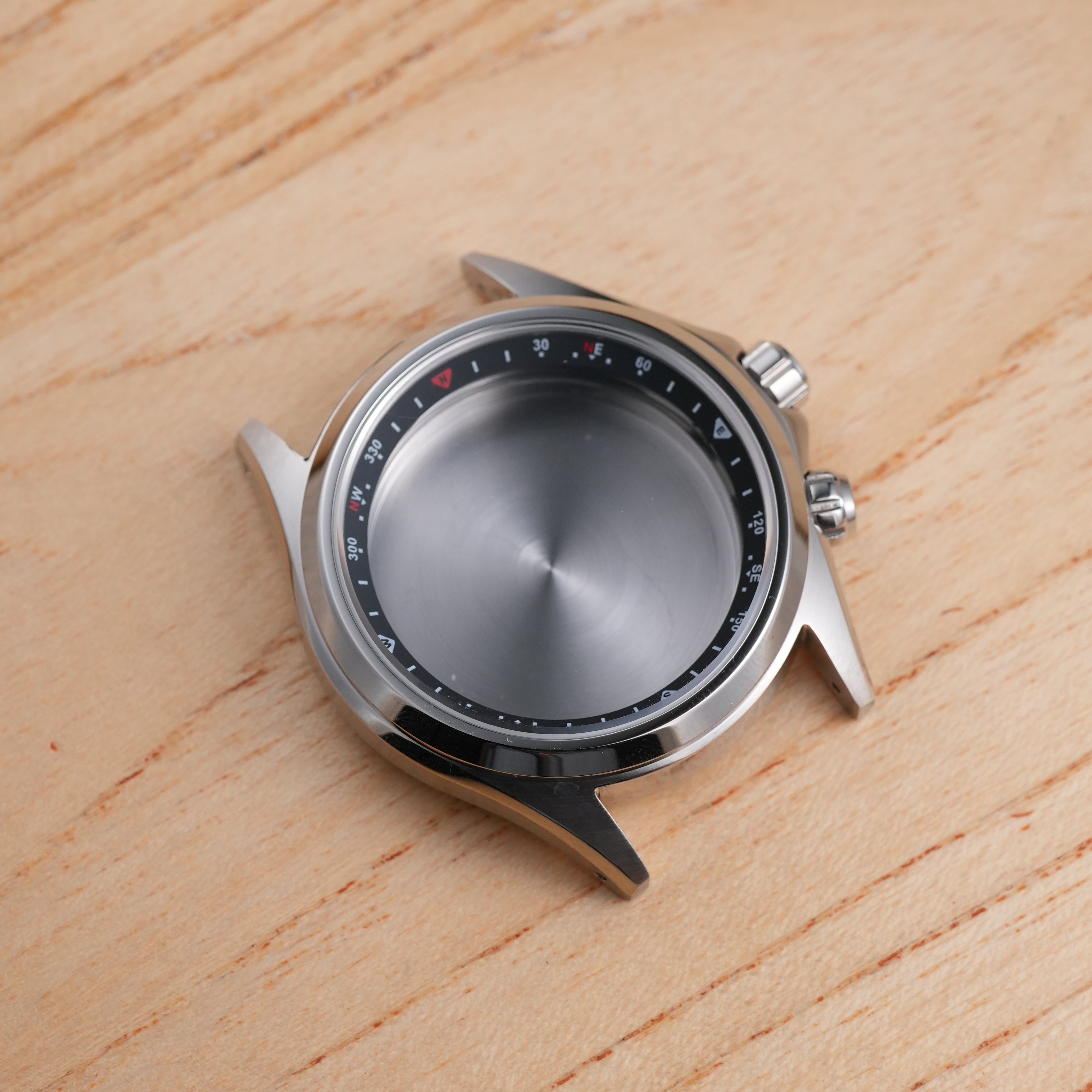 SKX007 Alpinist Black: Brushed Silver Case