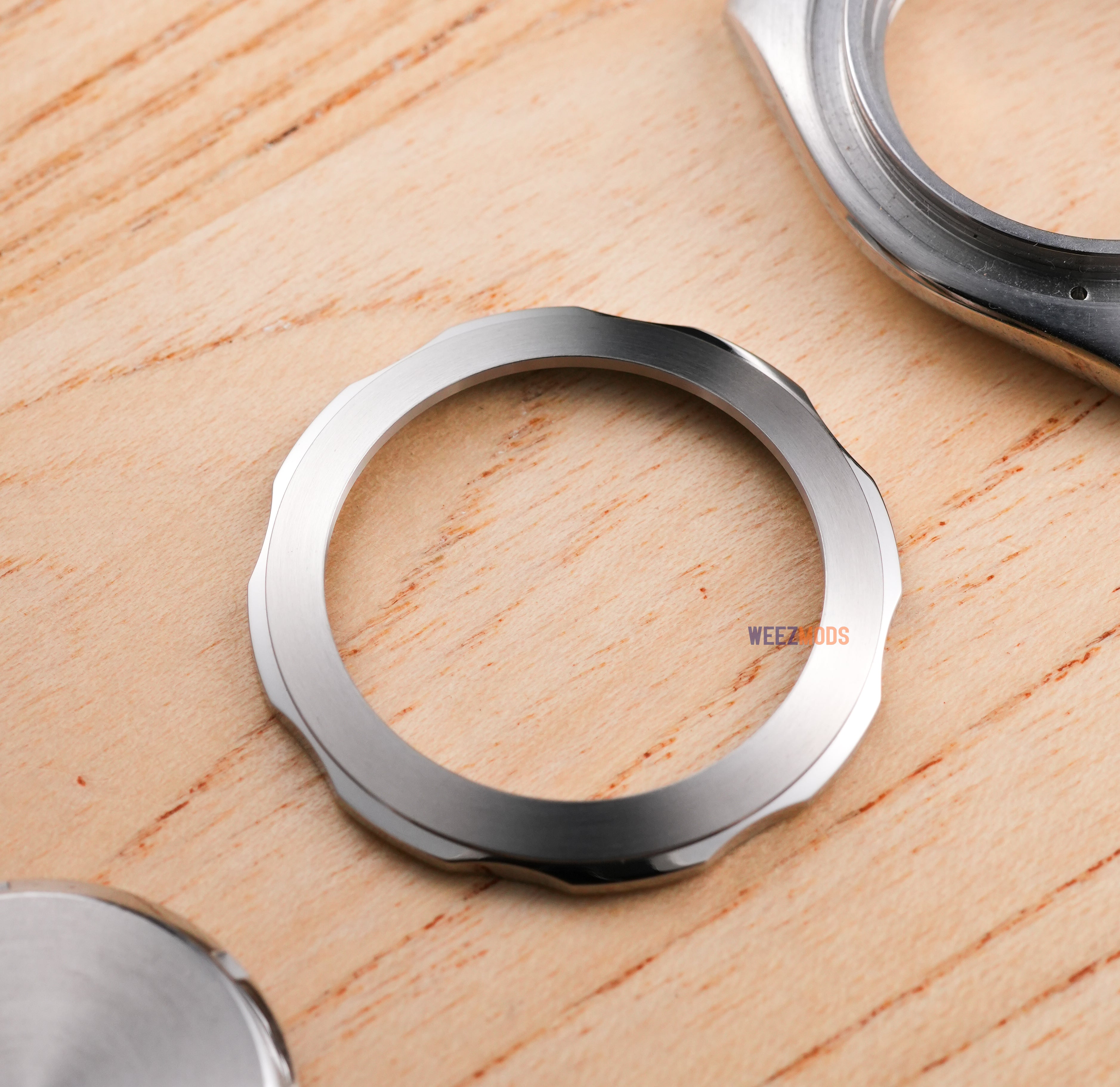 SKX007/SRPD Nautilus Bezel: Brushed Silver