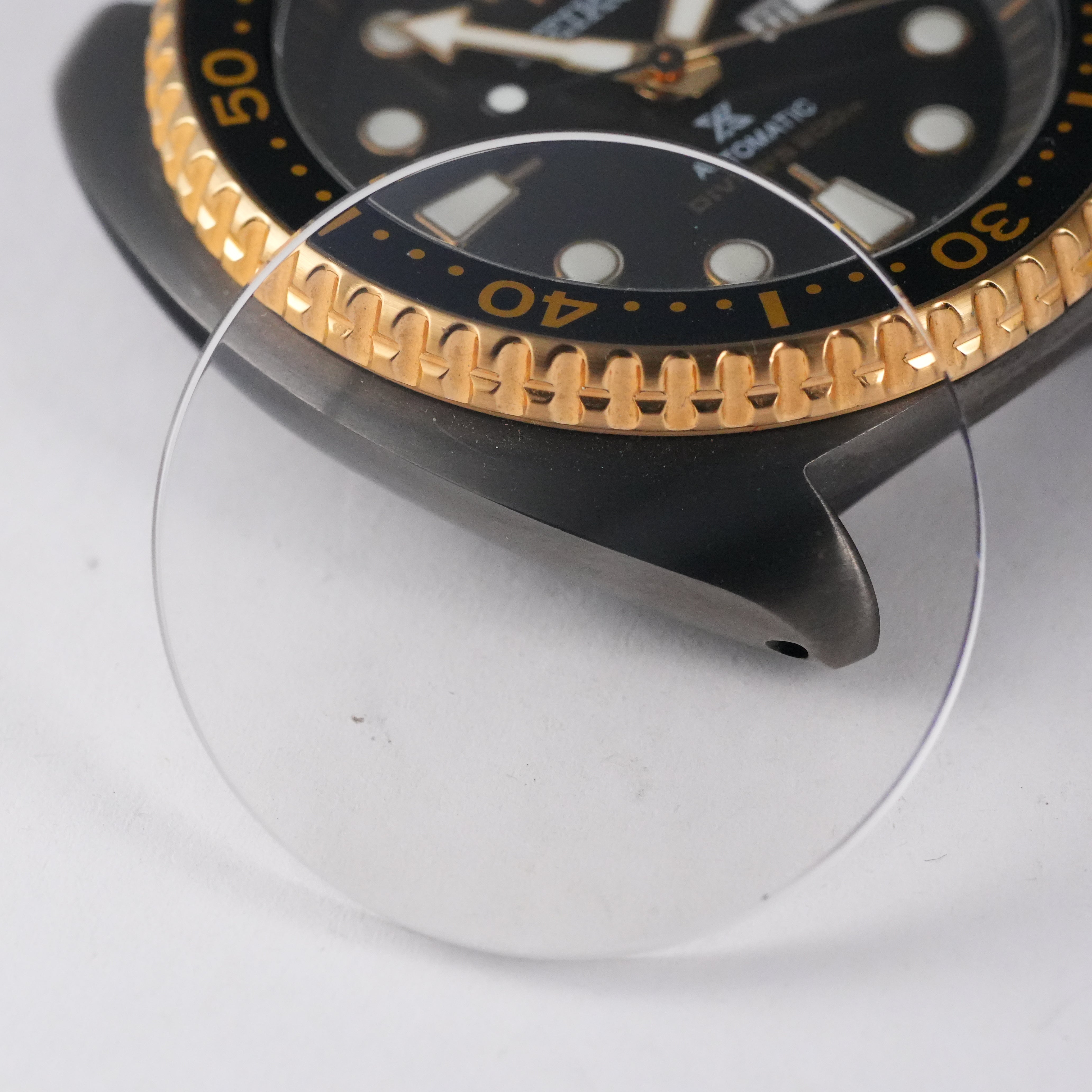 Turtle: Flat Sapphire Crystal