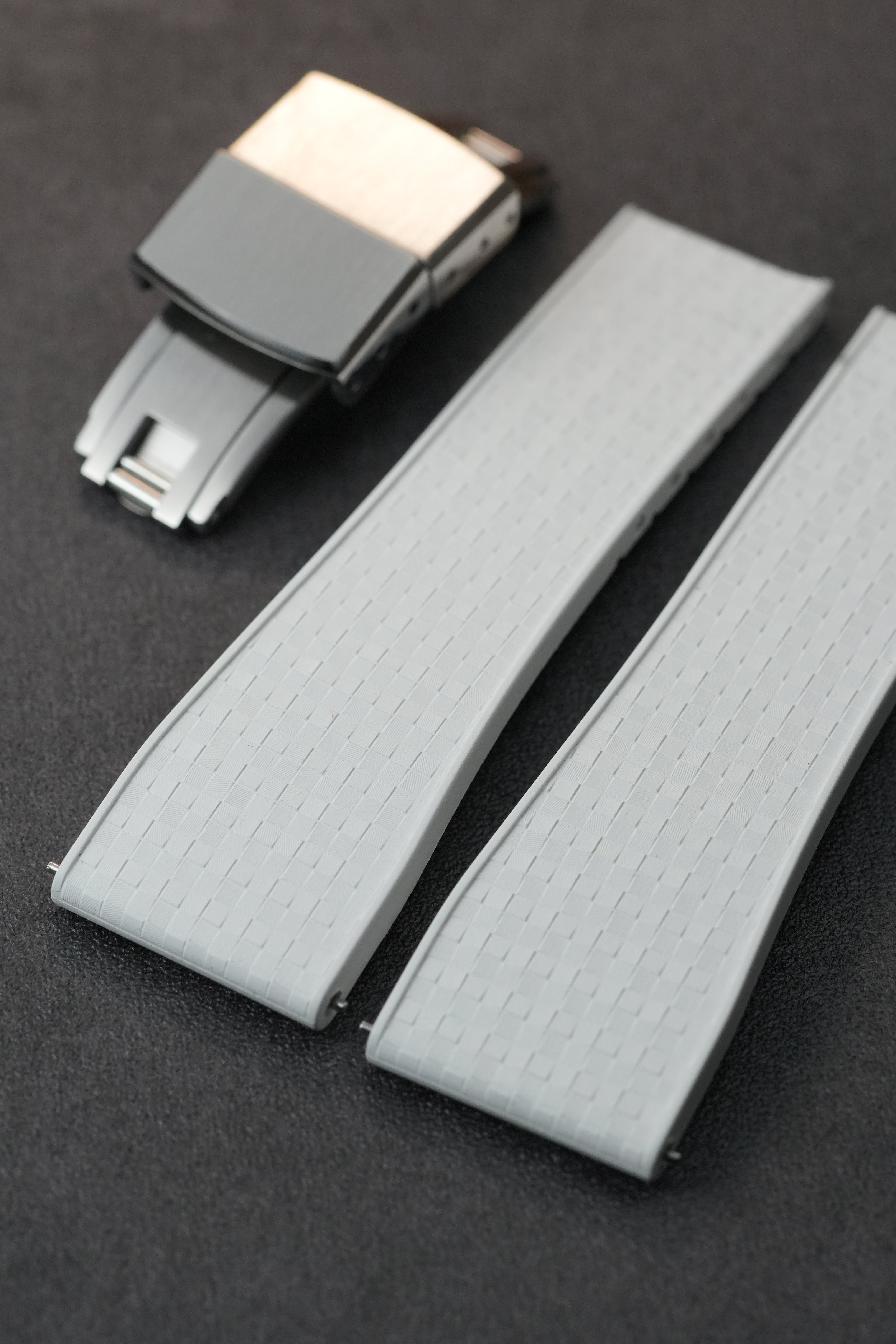White Mosaic: CTS Rubber Strap