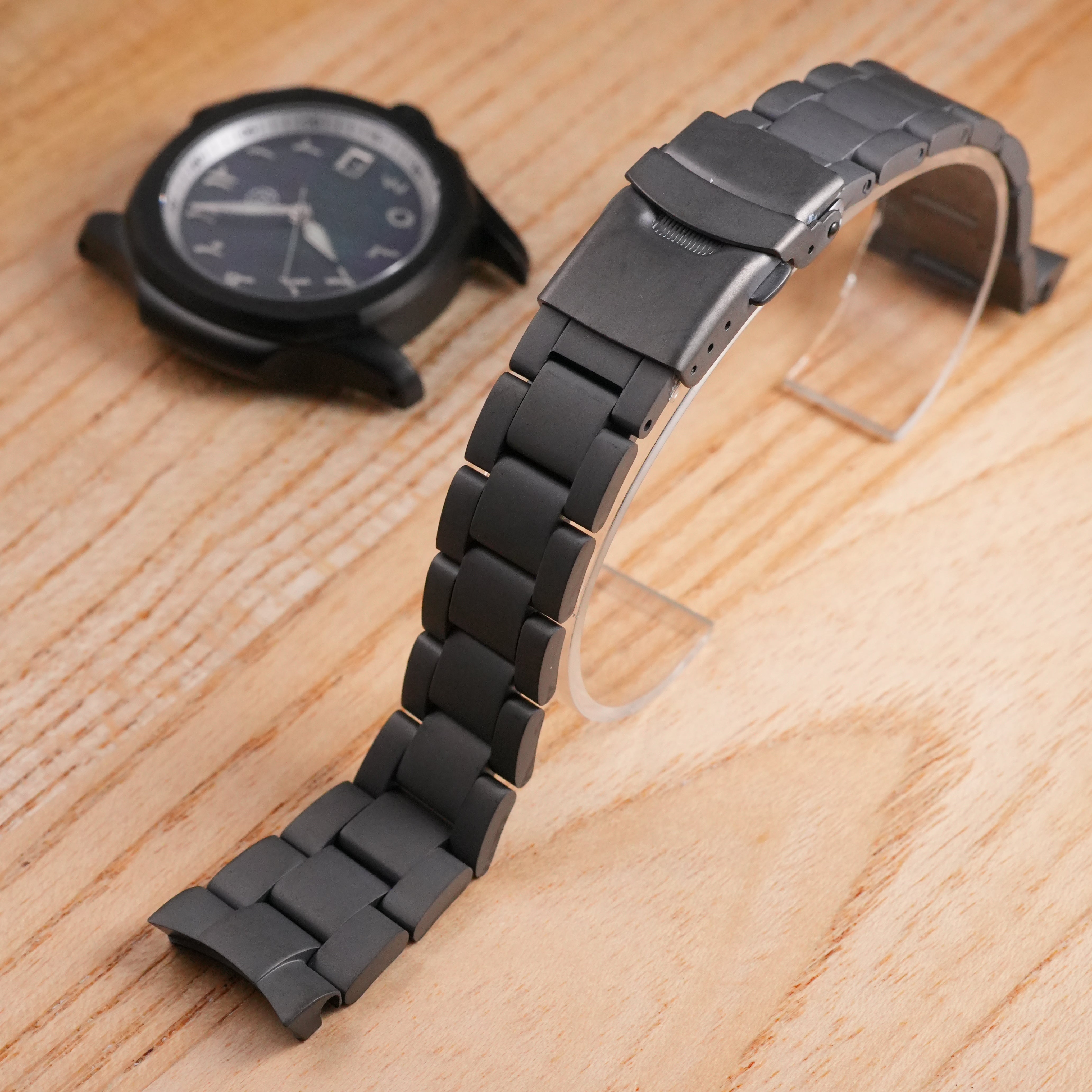 SKX007 Nautilus: Gunmetal Oyster Bracelet