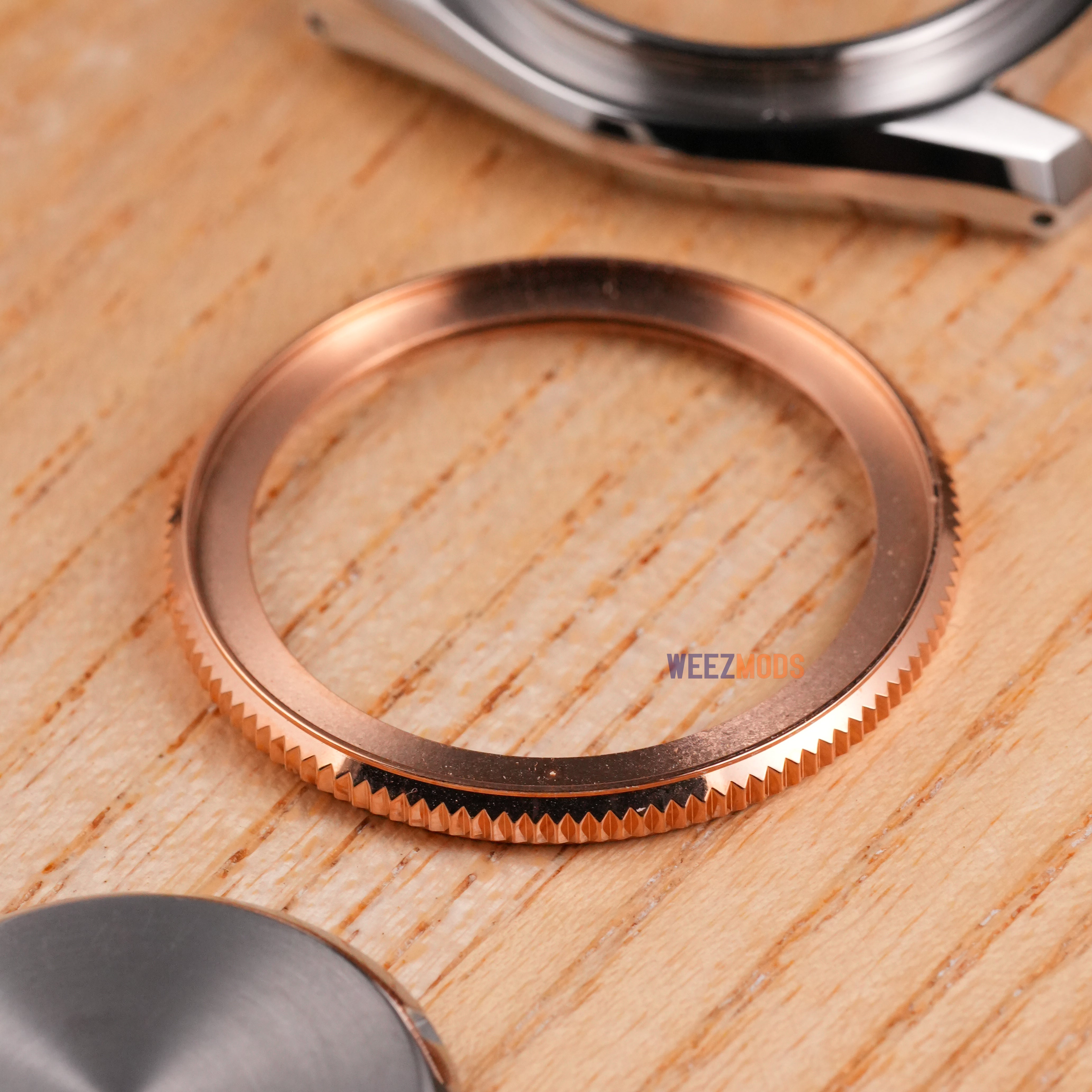 SKX007/SRPD Knurled Bezel: Polished Rose Gold