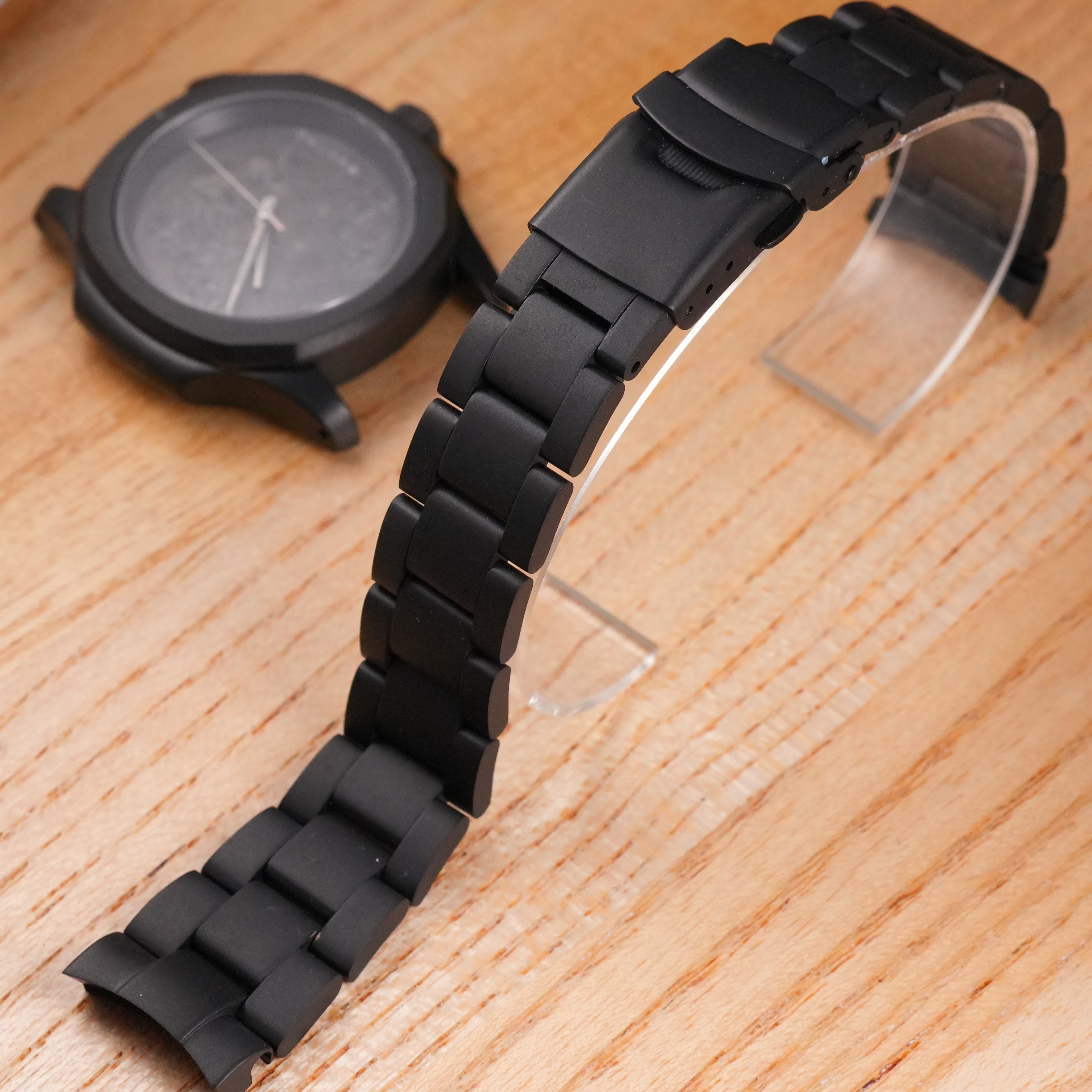 SKX007 Nautilus: Matte Black Oyster Bracelet