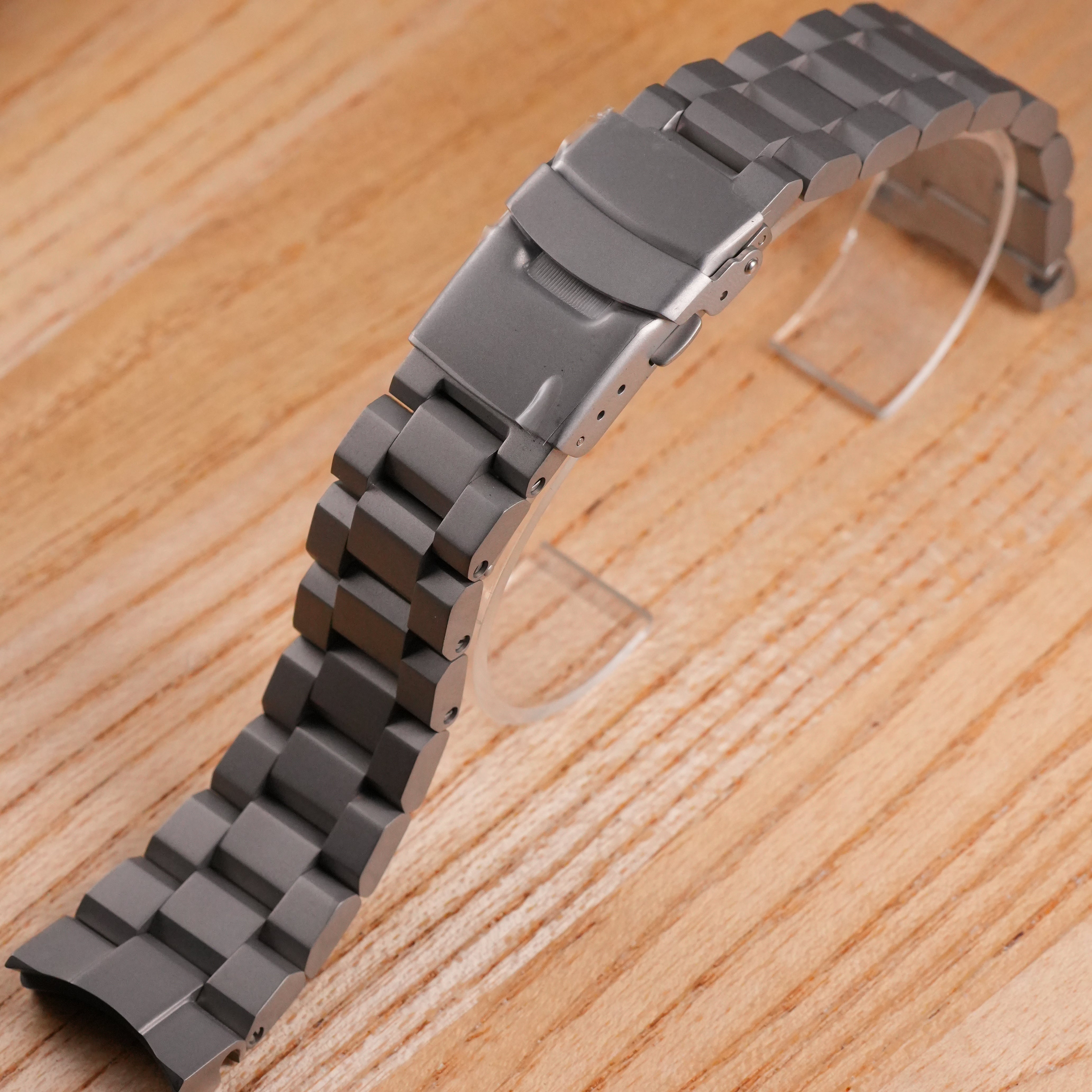SKX007 Samurai Hexad: Matte Silver Bracelet