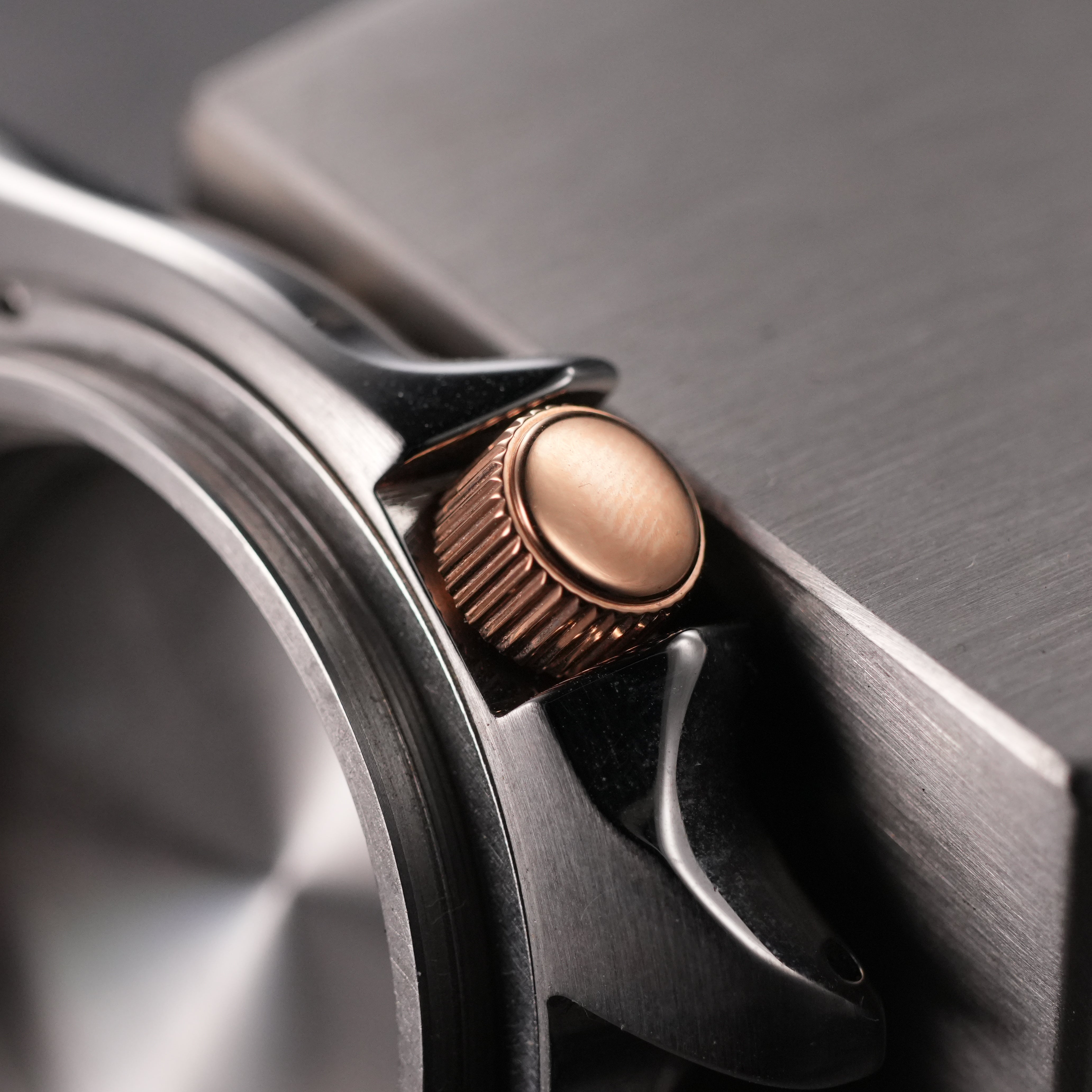 SKX007 Crown: Polished Rose Gold