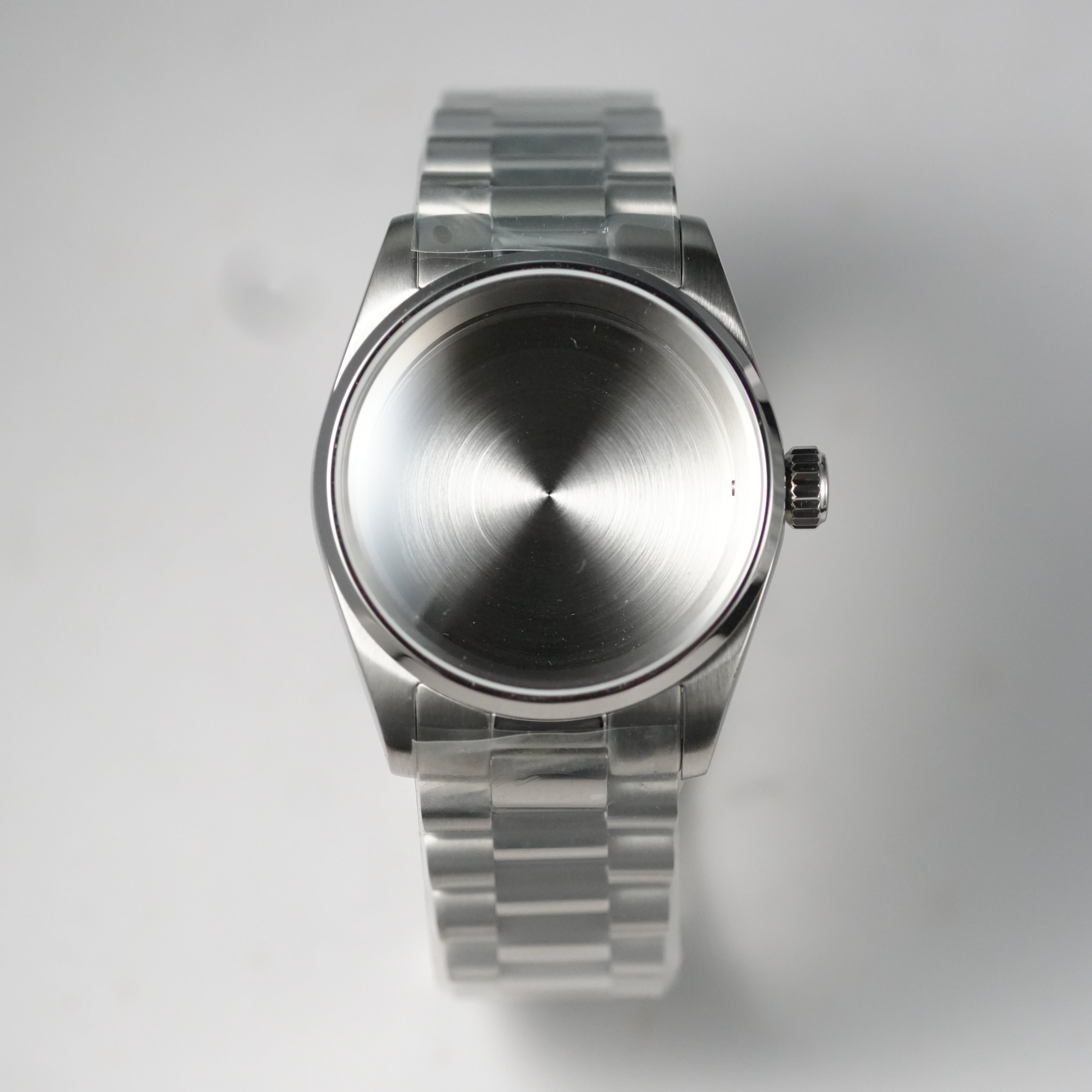 36MM Pilot: Brushed Silver Case with Dome & Presidential Bracelet