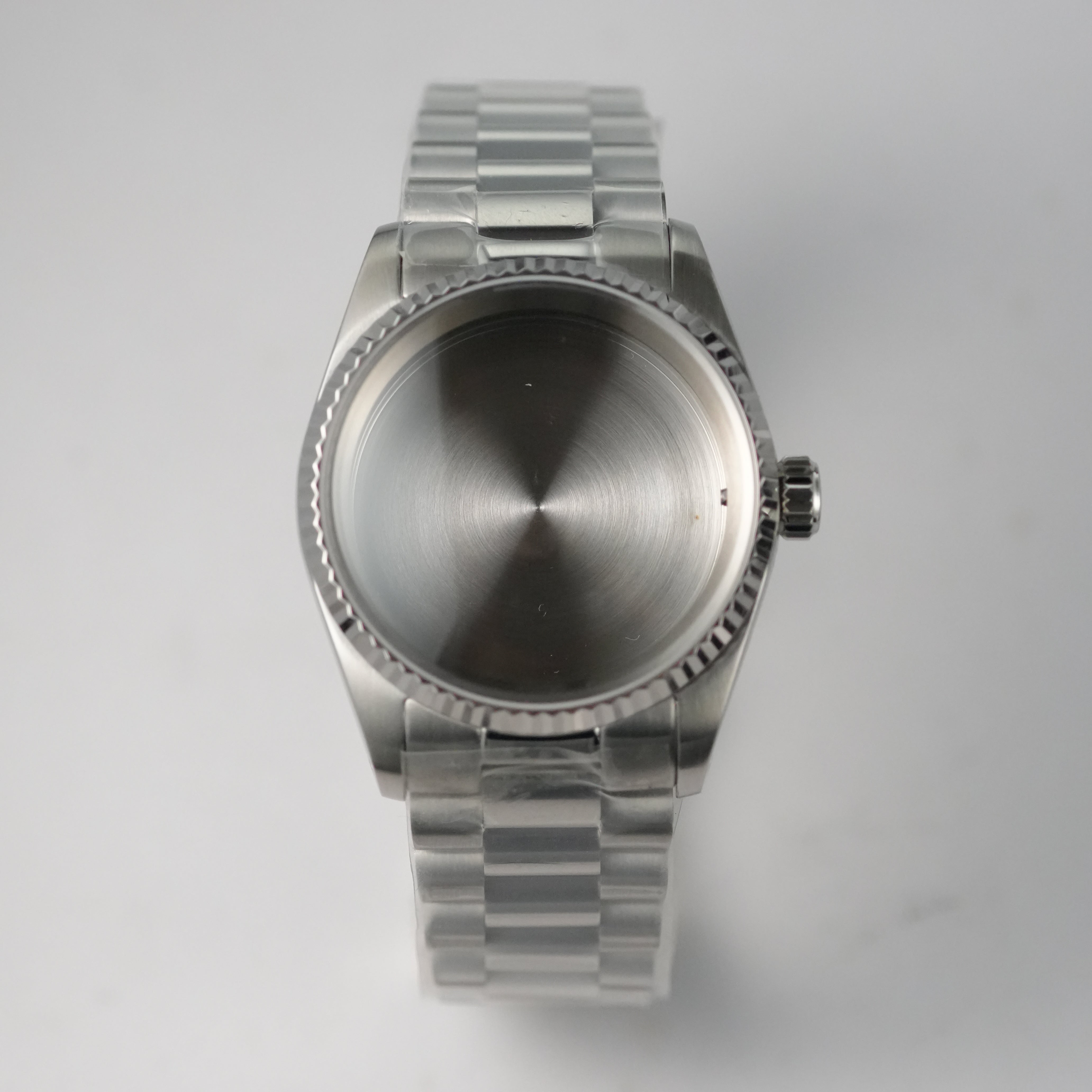36MM Fluted: Brushed Silver Case with Dome & Presidential Bracelet