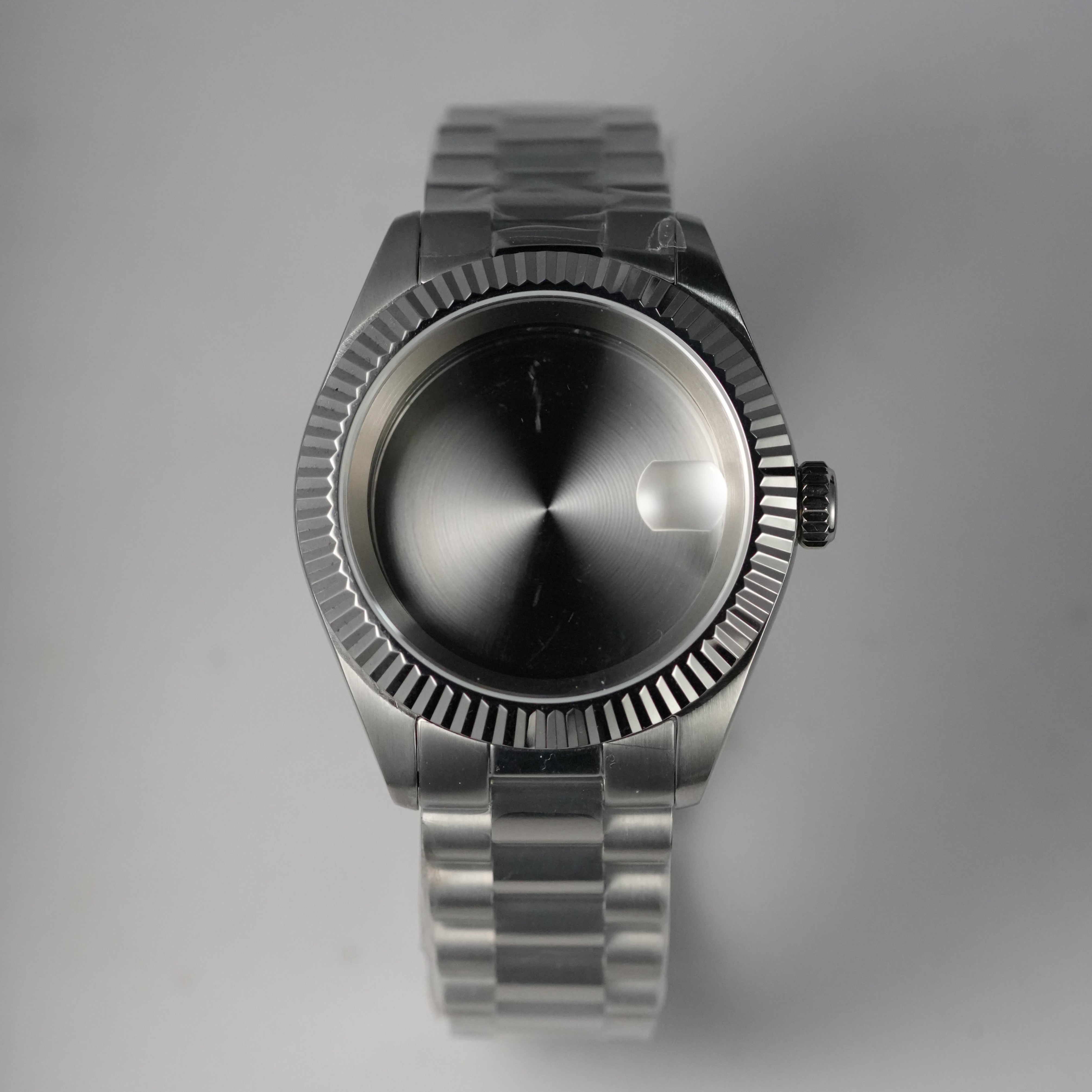 40MM Fluted: Brushed Silver Case with Cyclops & Presidential Bracelet