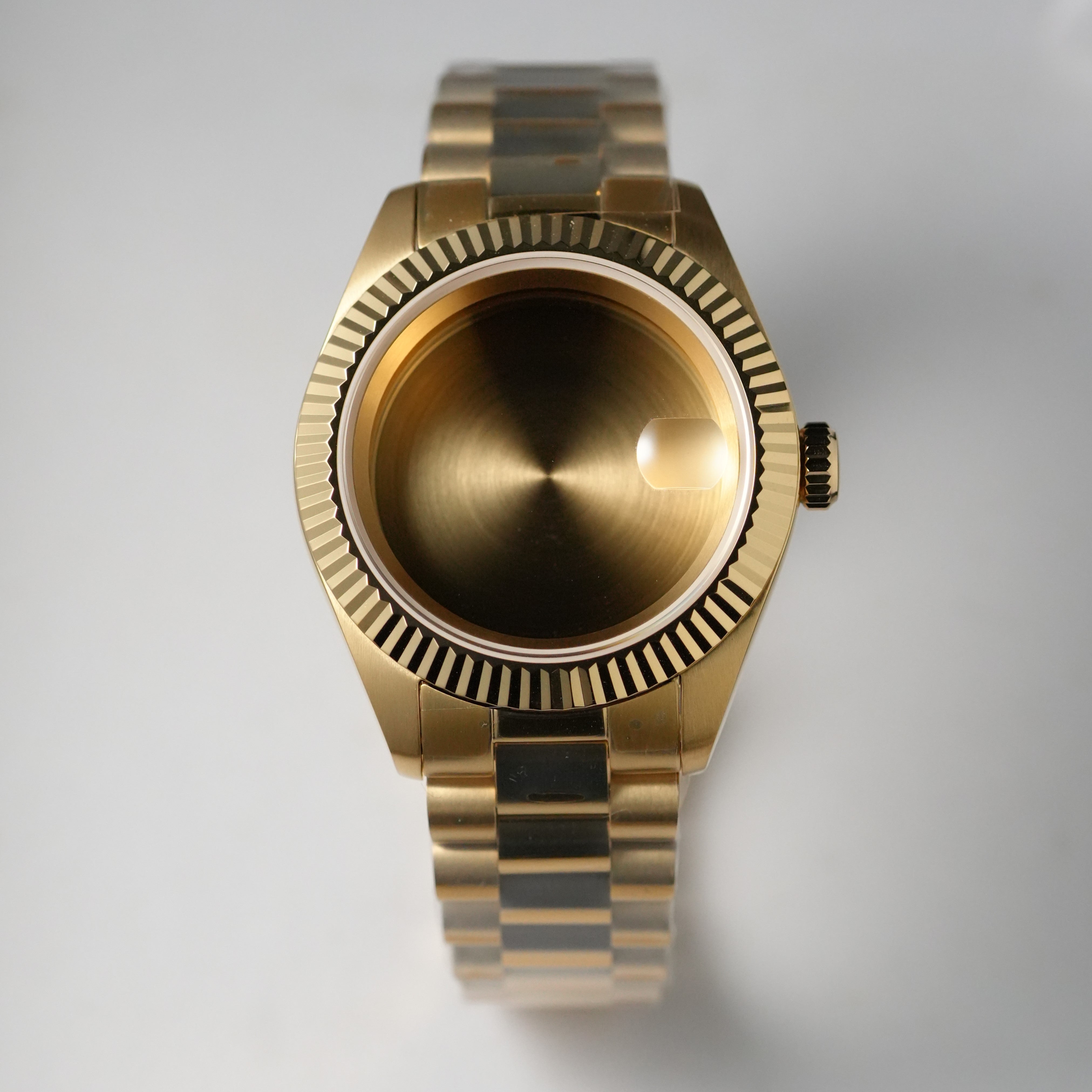 40MM Fluted: Brushed Gold Case with Cyclops & Presidential Bracelet