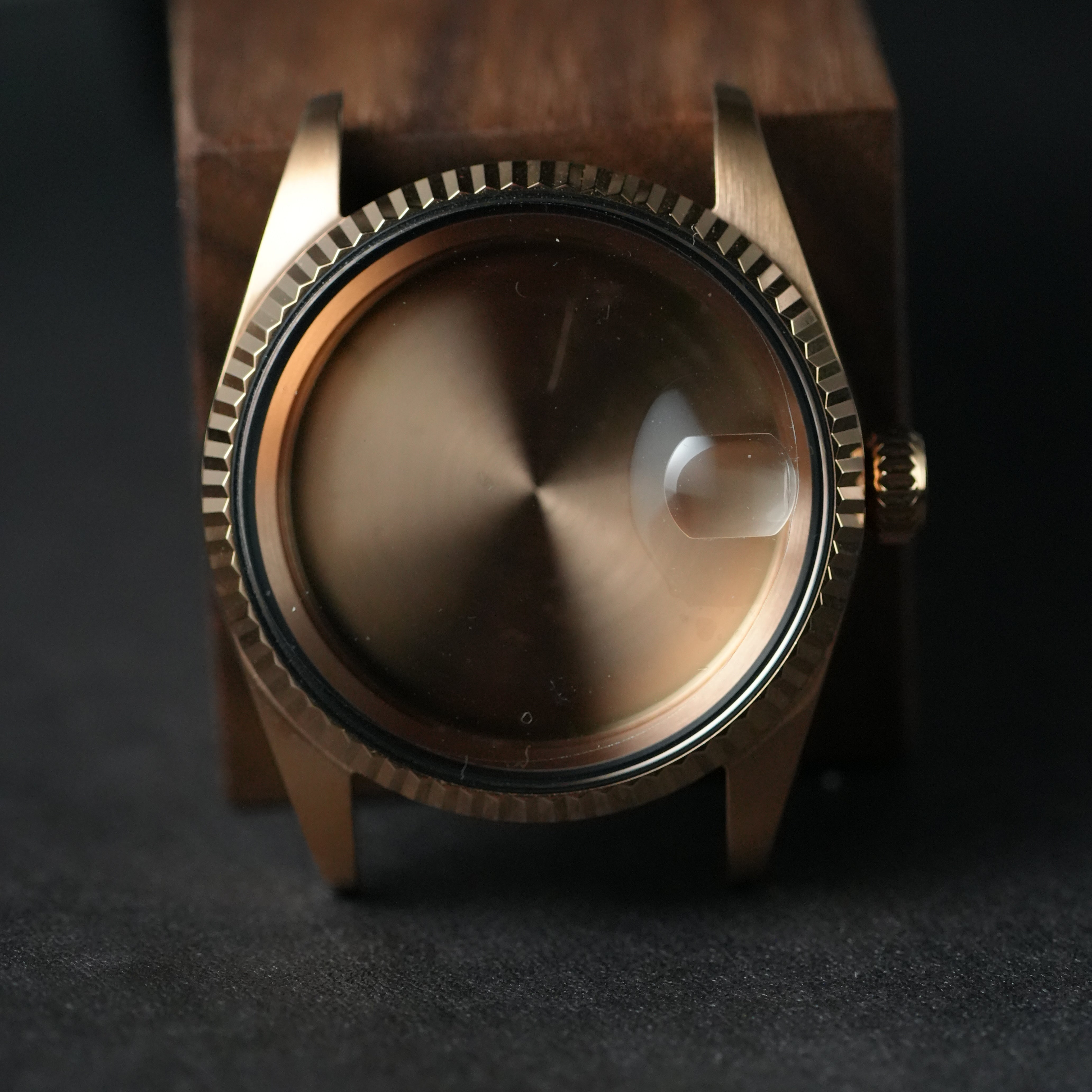 36MM Fluted: Brushed Rose Gold with Cyclops Case
