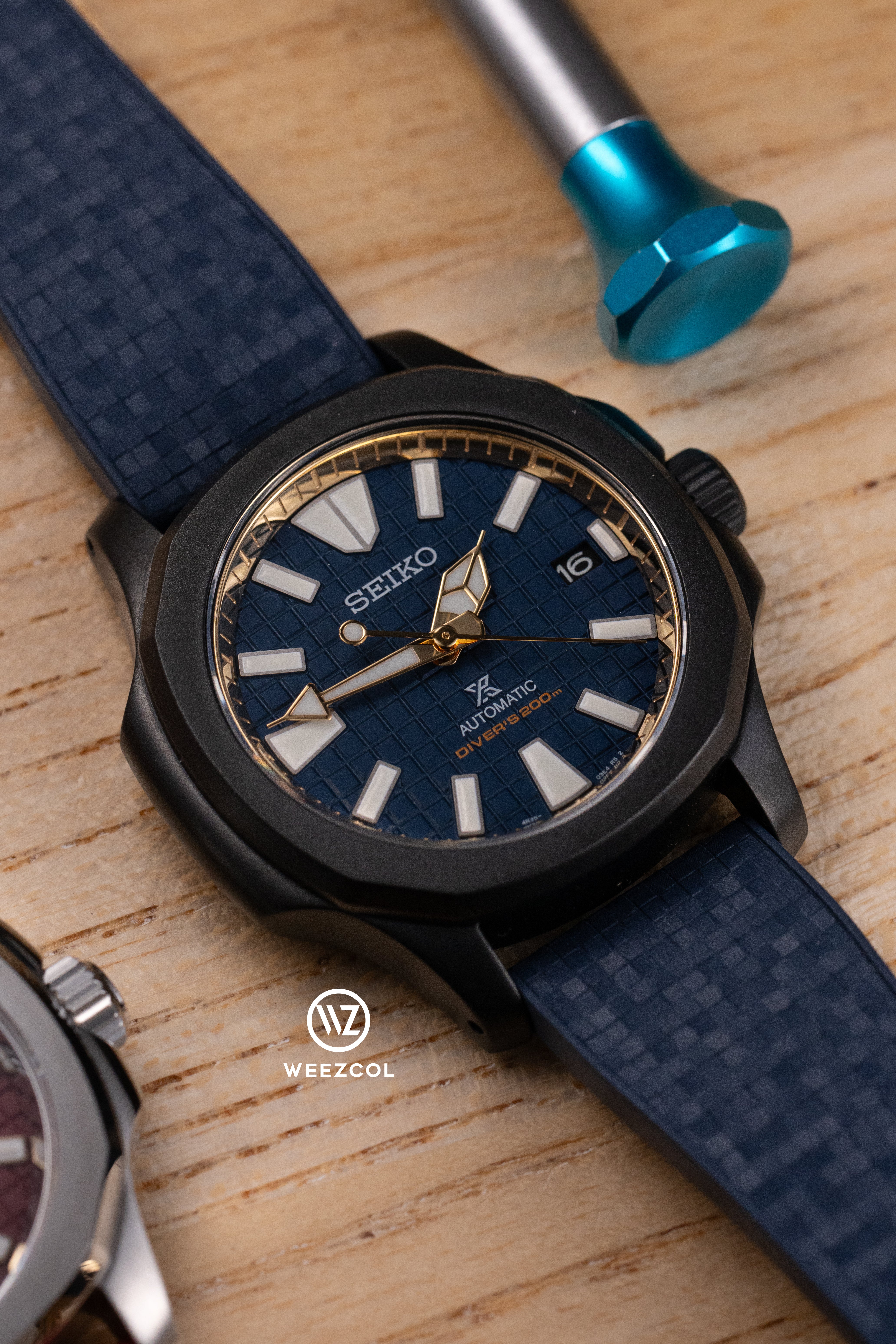 SRPH43 Nautilus: Matte Black