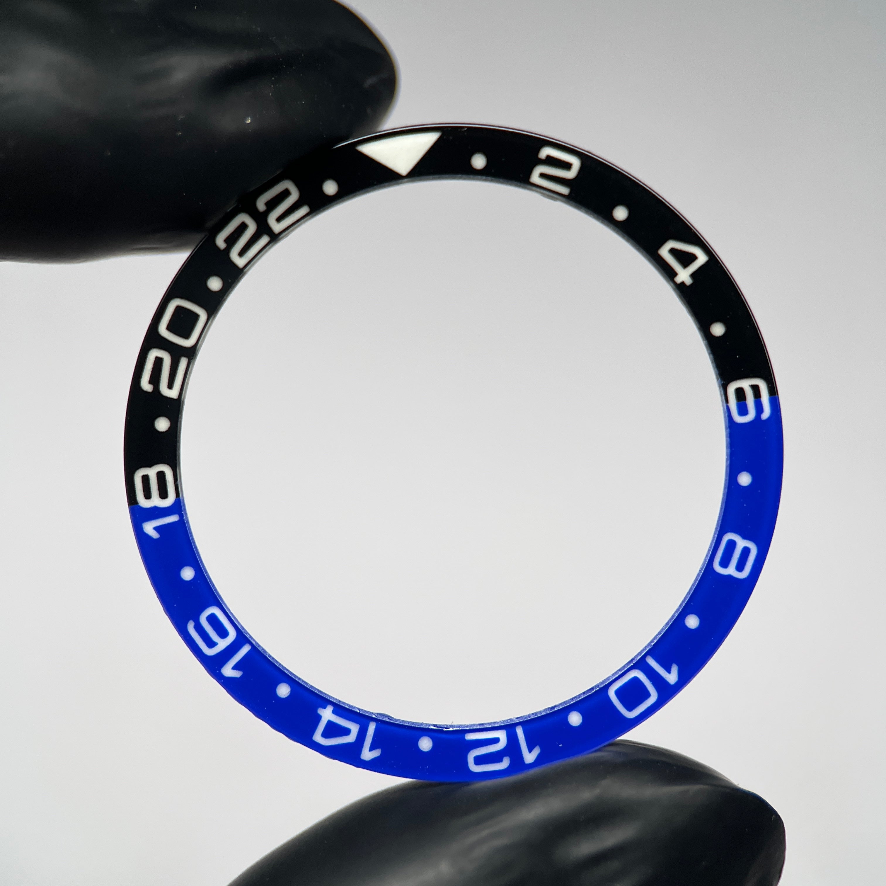 SKX007/SRPD GMT: Batman in Bakelite (Luminious)