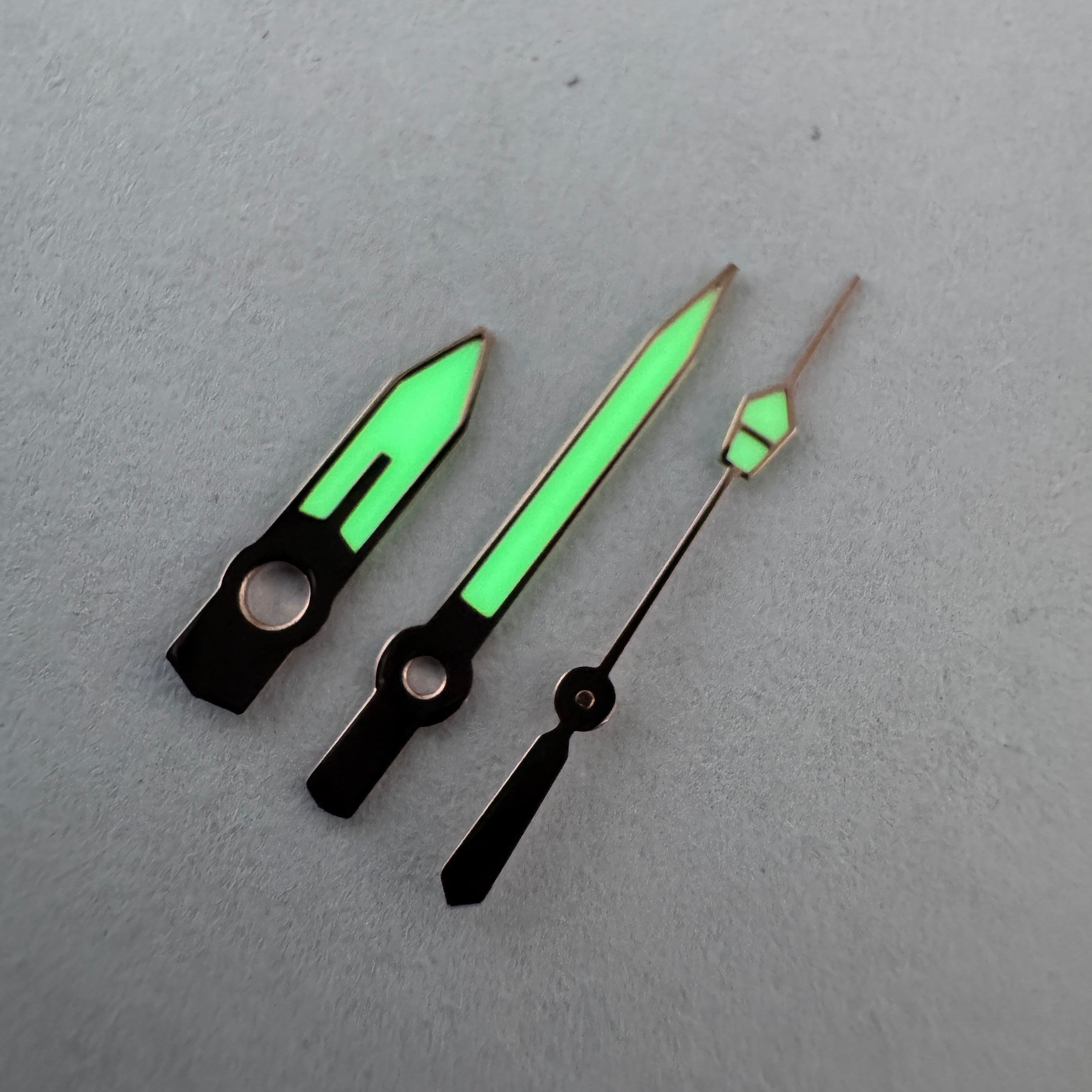 Sumo: Polished Rose Gold Hands