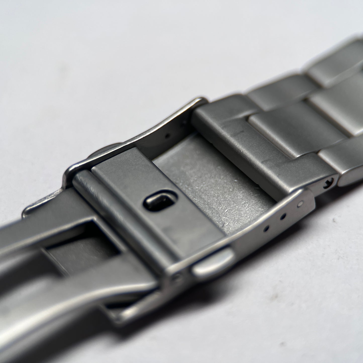 SKX007 Oyster: Matte Silver Bracelet [Male Endlinks]