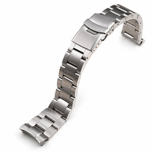 SKX007 Nautilus: Brushed Silver Oyster Bracelet — product view on white background