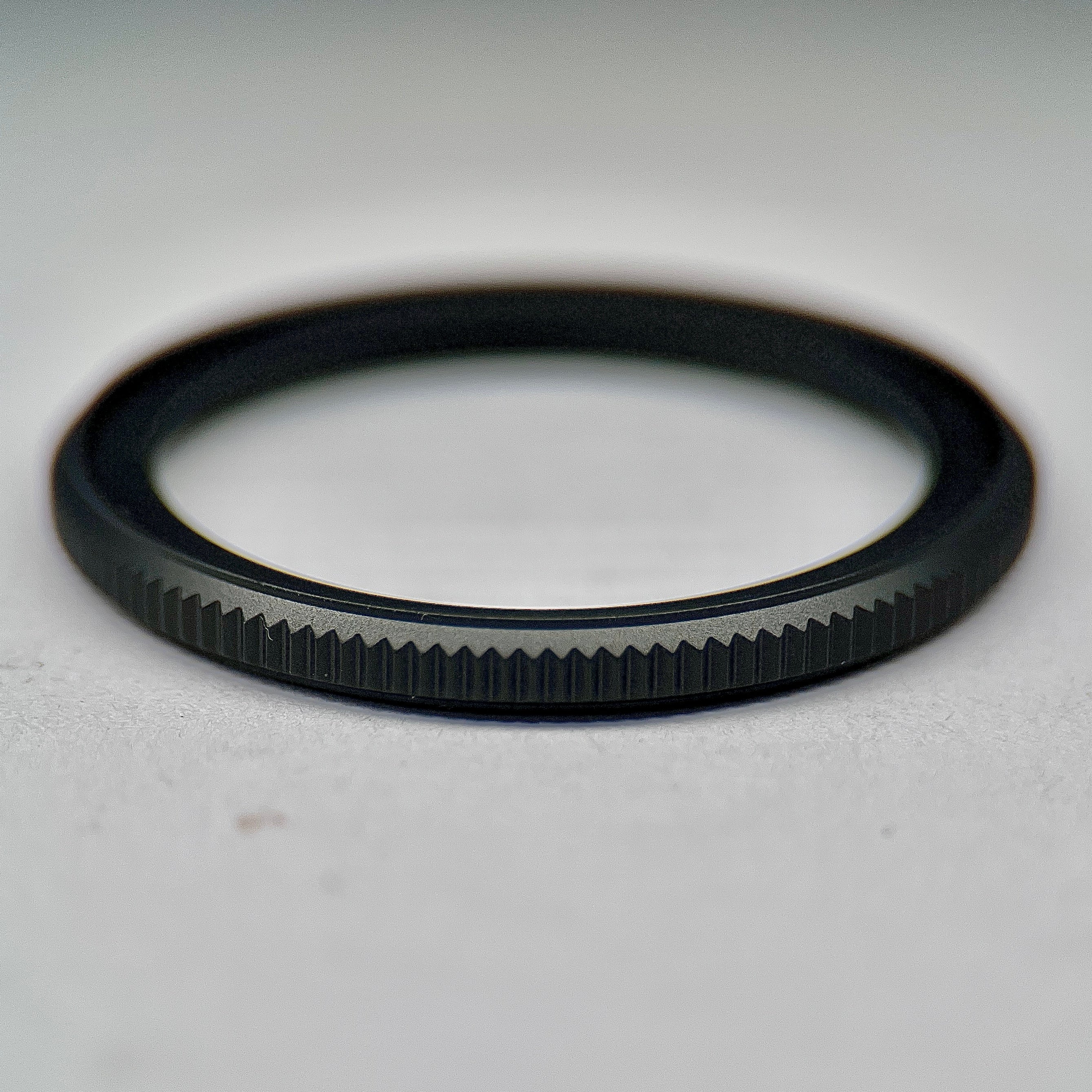 Coin Edge Bezel: Matte Black