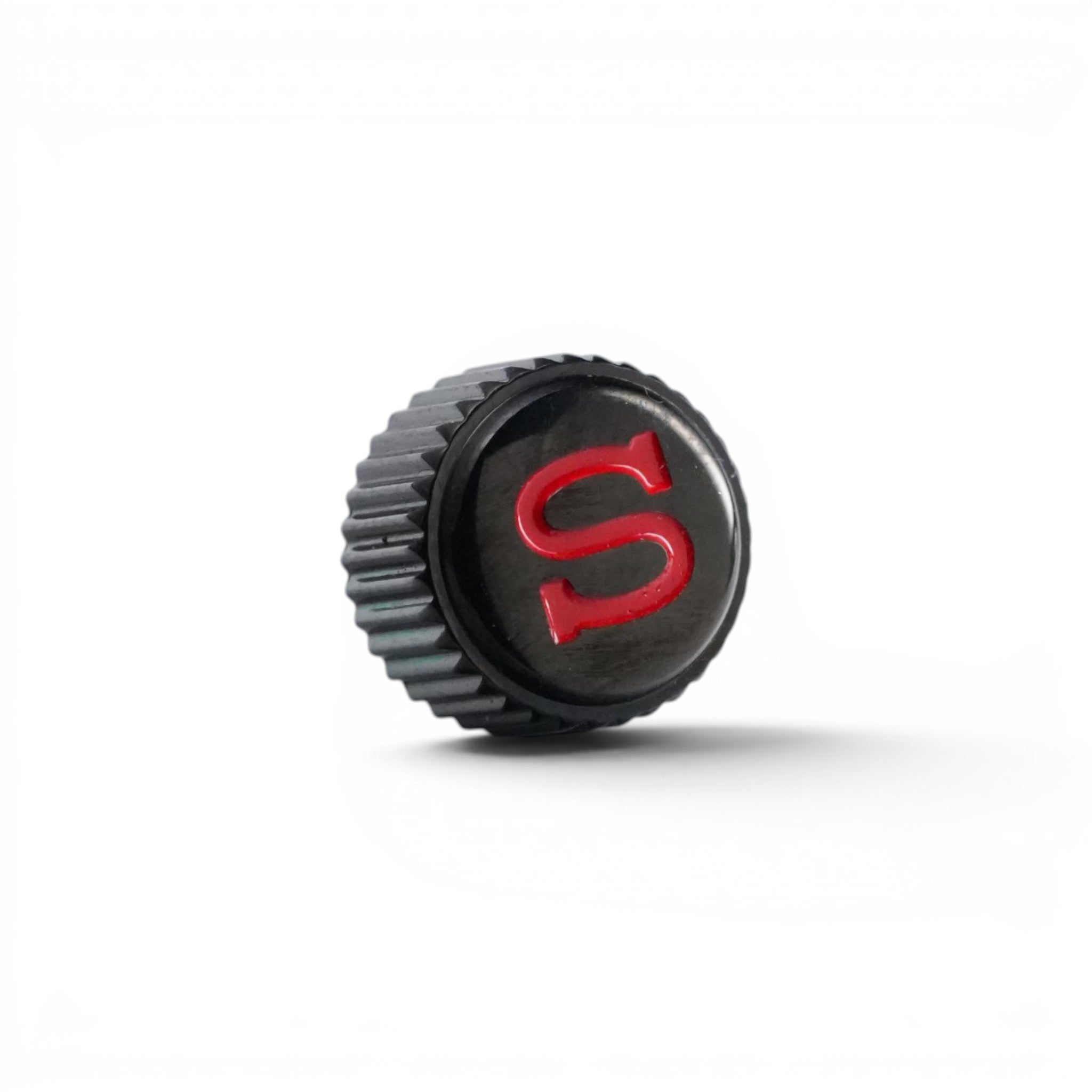 SKX007 Crown: Polished Black with Red S