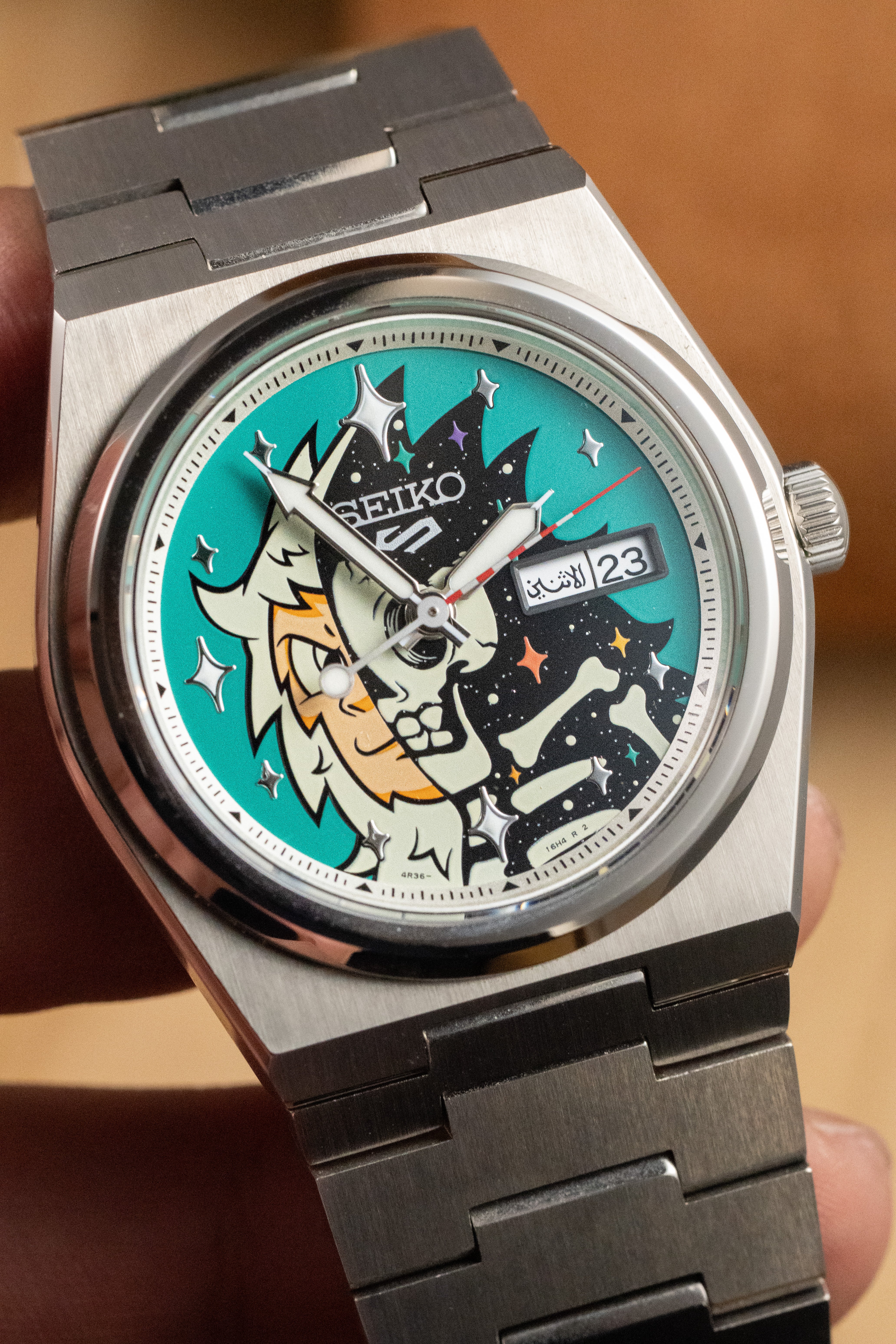 SKX007 SRPM17: 'PRX' Brushed Silver