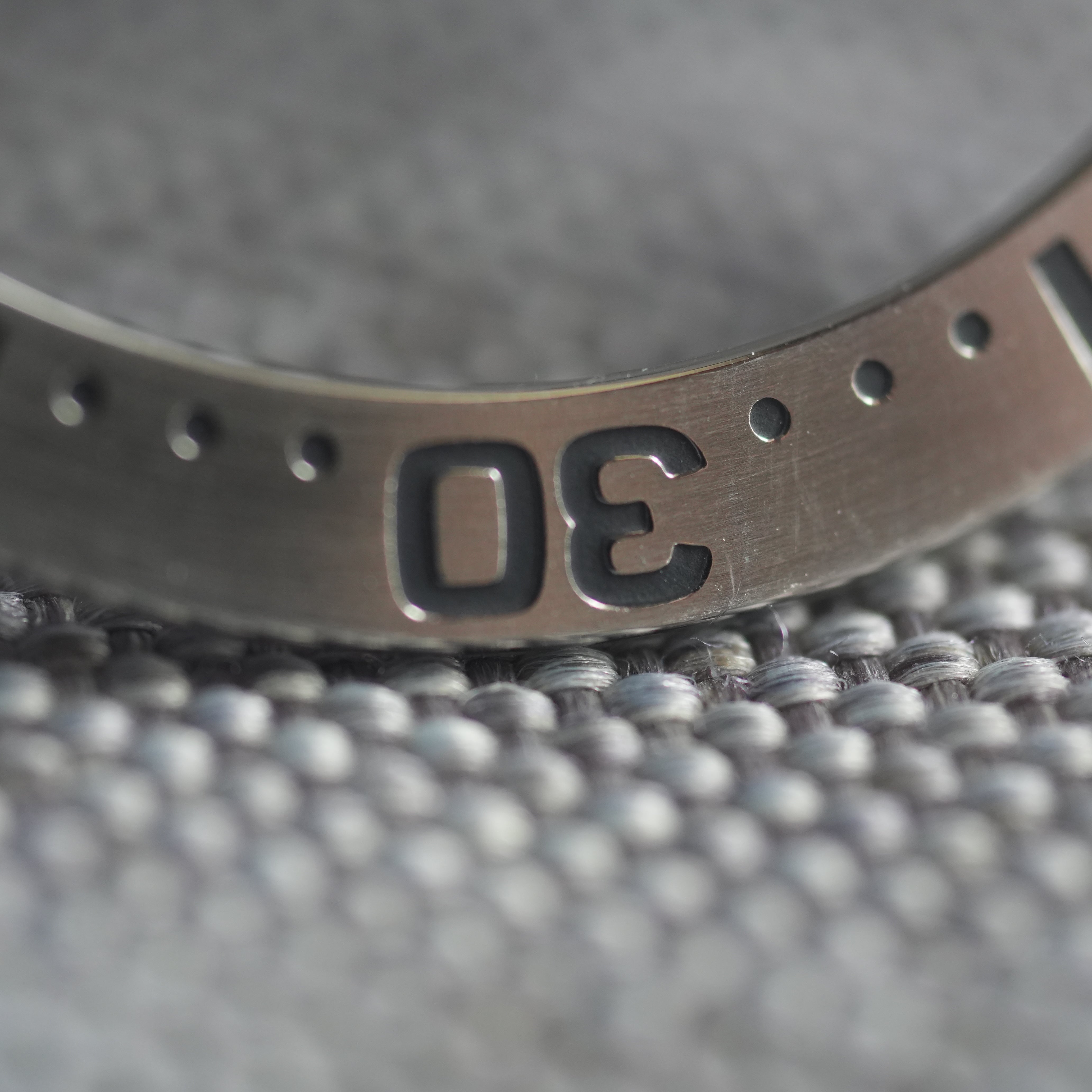 Seiko SPB185: OEM Bezel Insert – WEEZMODS