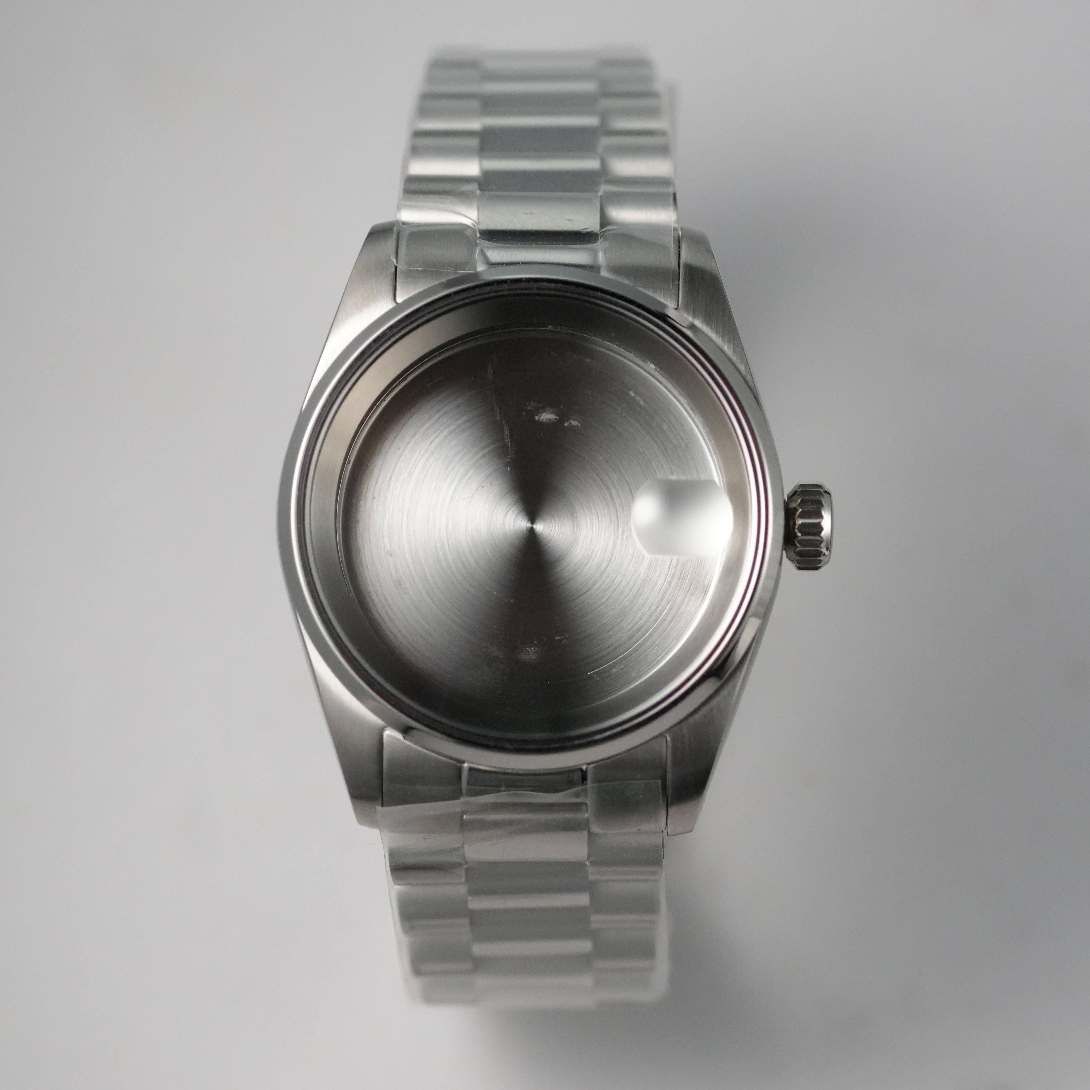 36MM Pilot: Brushed Silver with Cyclops & Presidential Bracelet