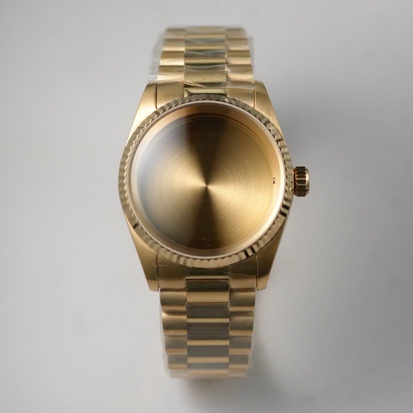 36MM Fluted: Brushed Gold with Dome & Presidential Bracelet