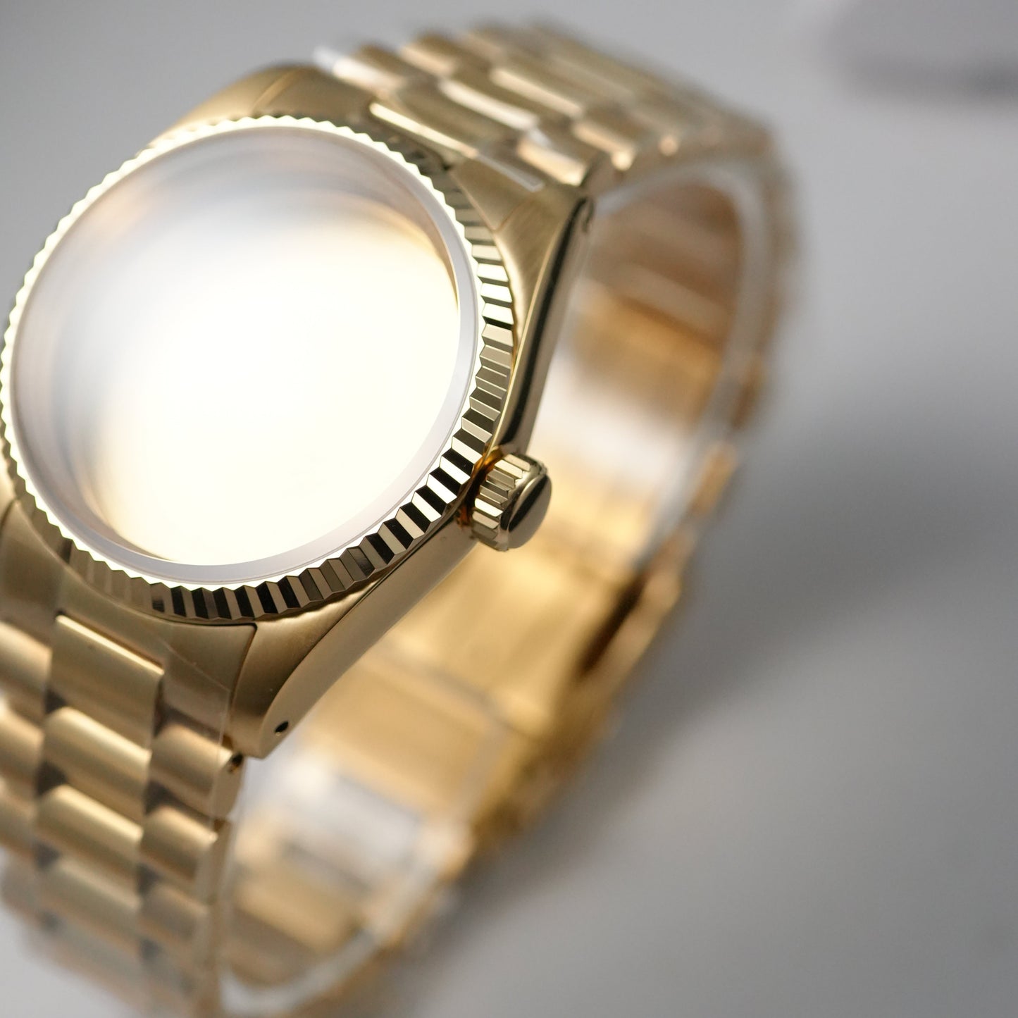 36MM Fluted: Brushed Gold with Dome & Presidential Bracelet