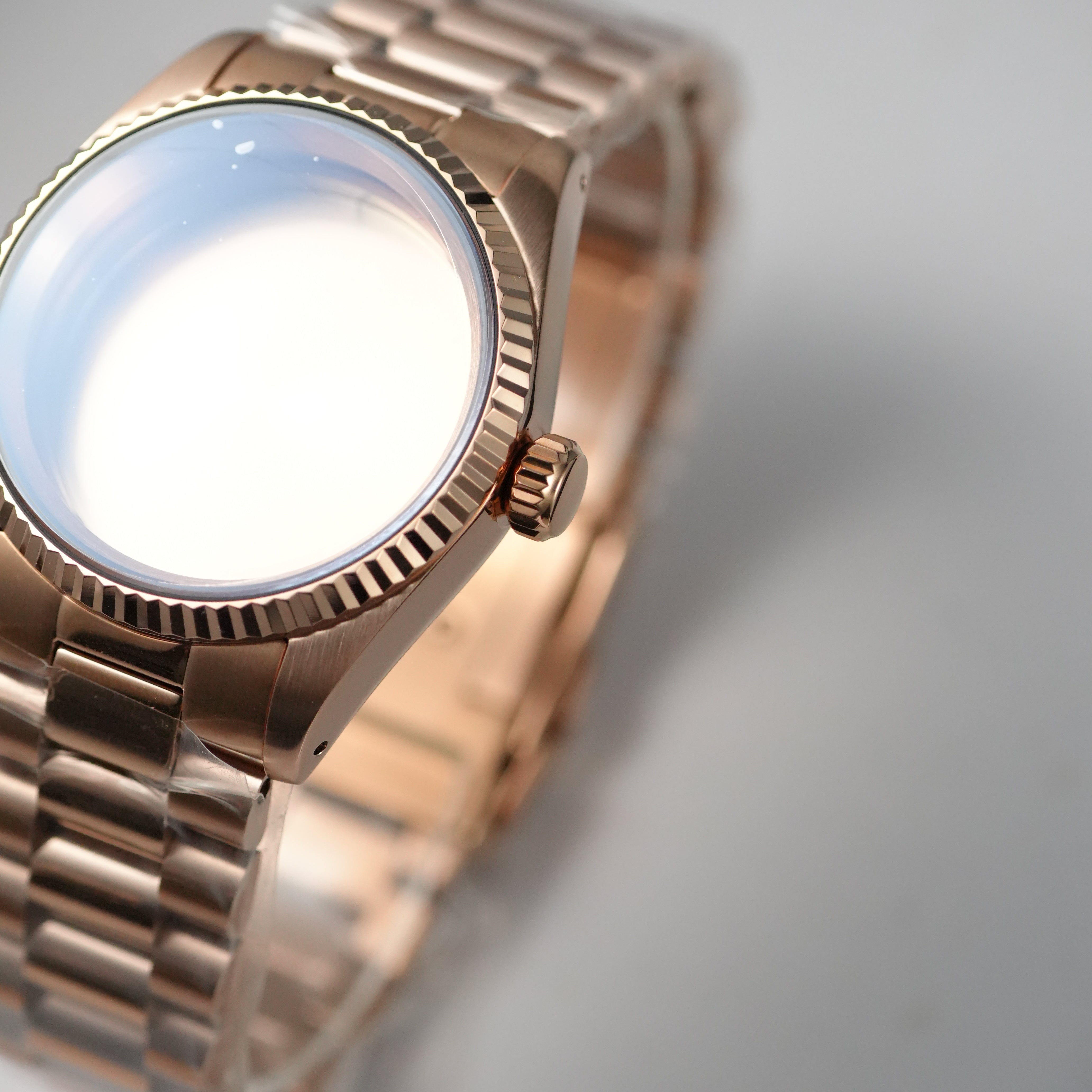 36MM Fluted: Brushed Rose Gold with Presidential Bracelet