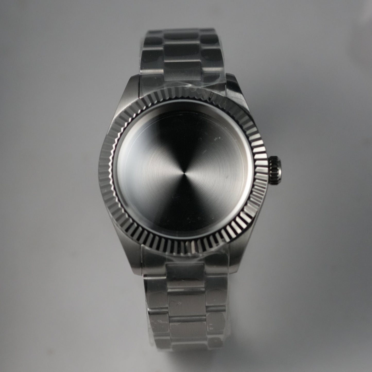 40MM Fluted: Brushed Silver with Dome & Oyster Bracelet