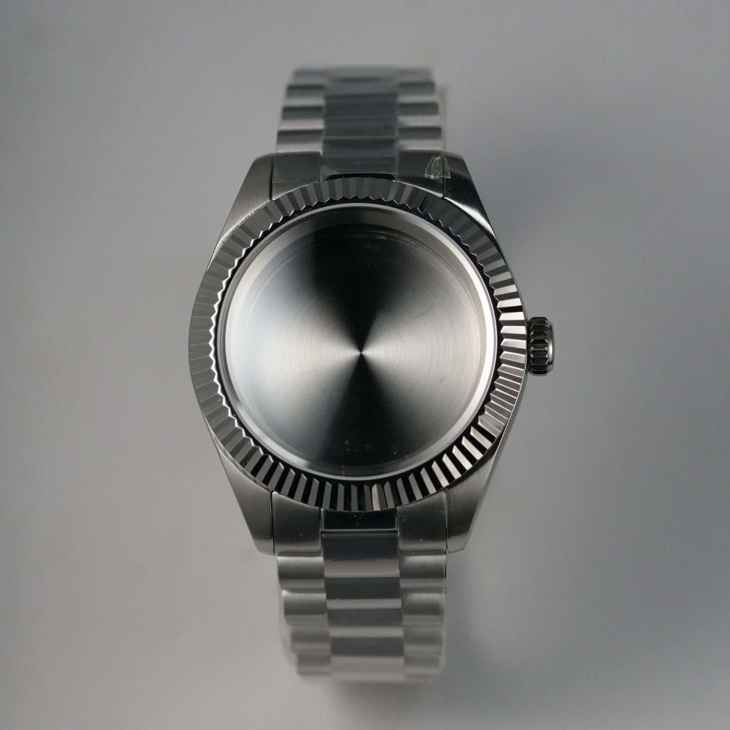 40MM Fluted: Brushed Silver with Dome & Presidential Bracelet