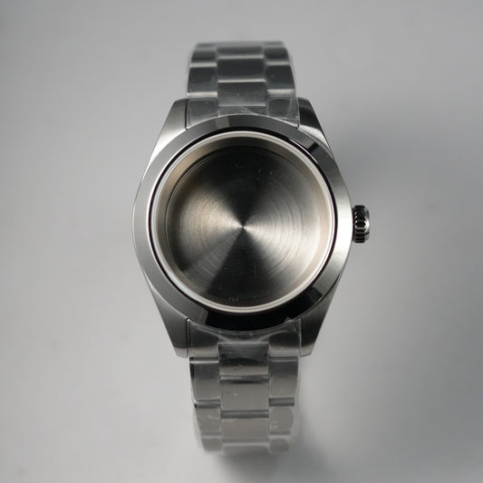 40MM Pilot: Brushed Silver with Oyster Bracelet