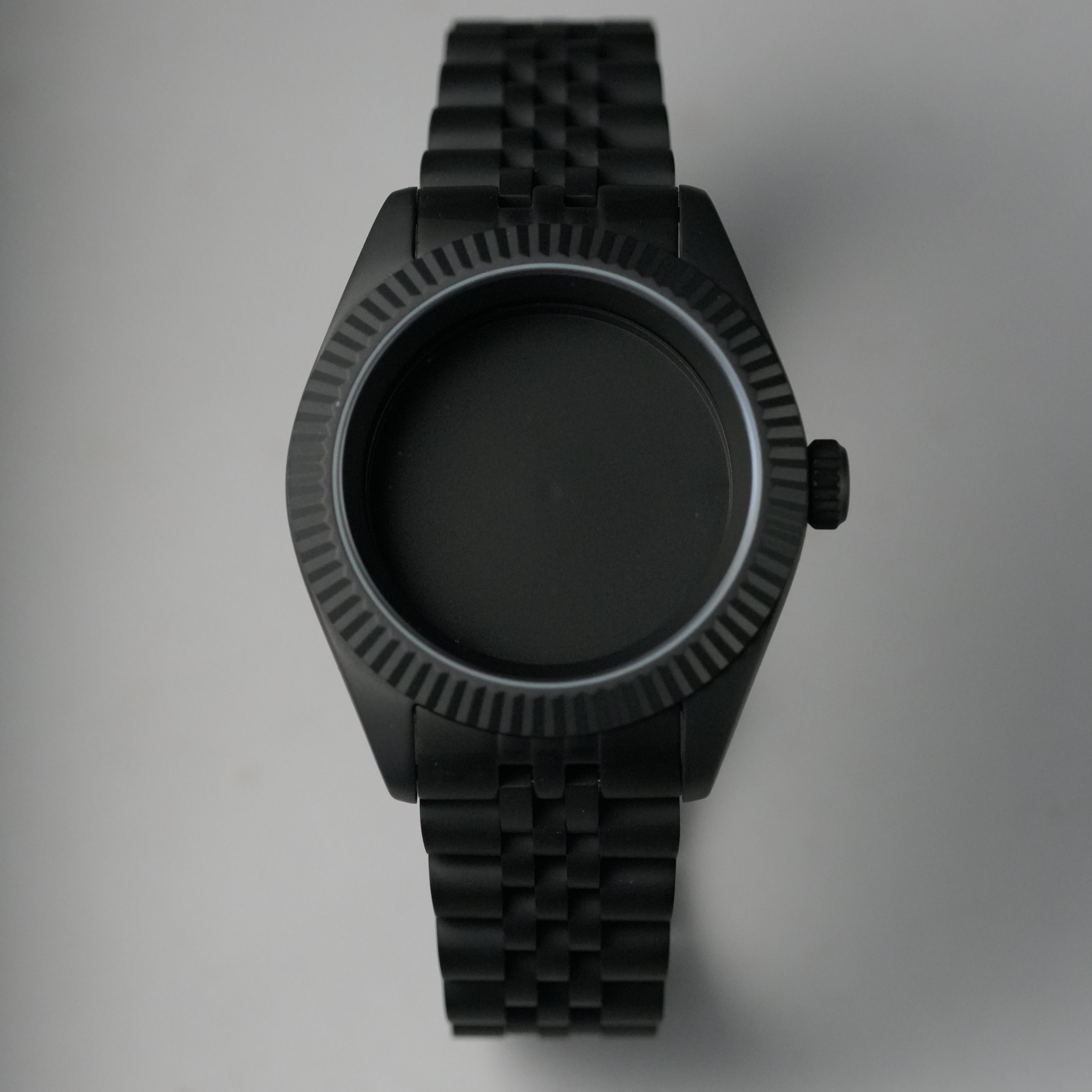 40MM Fluted: Matte Black with Jubilee Bracelet