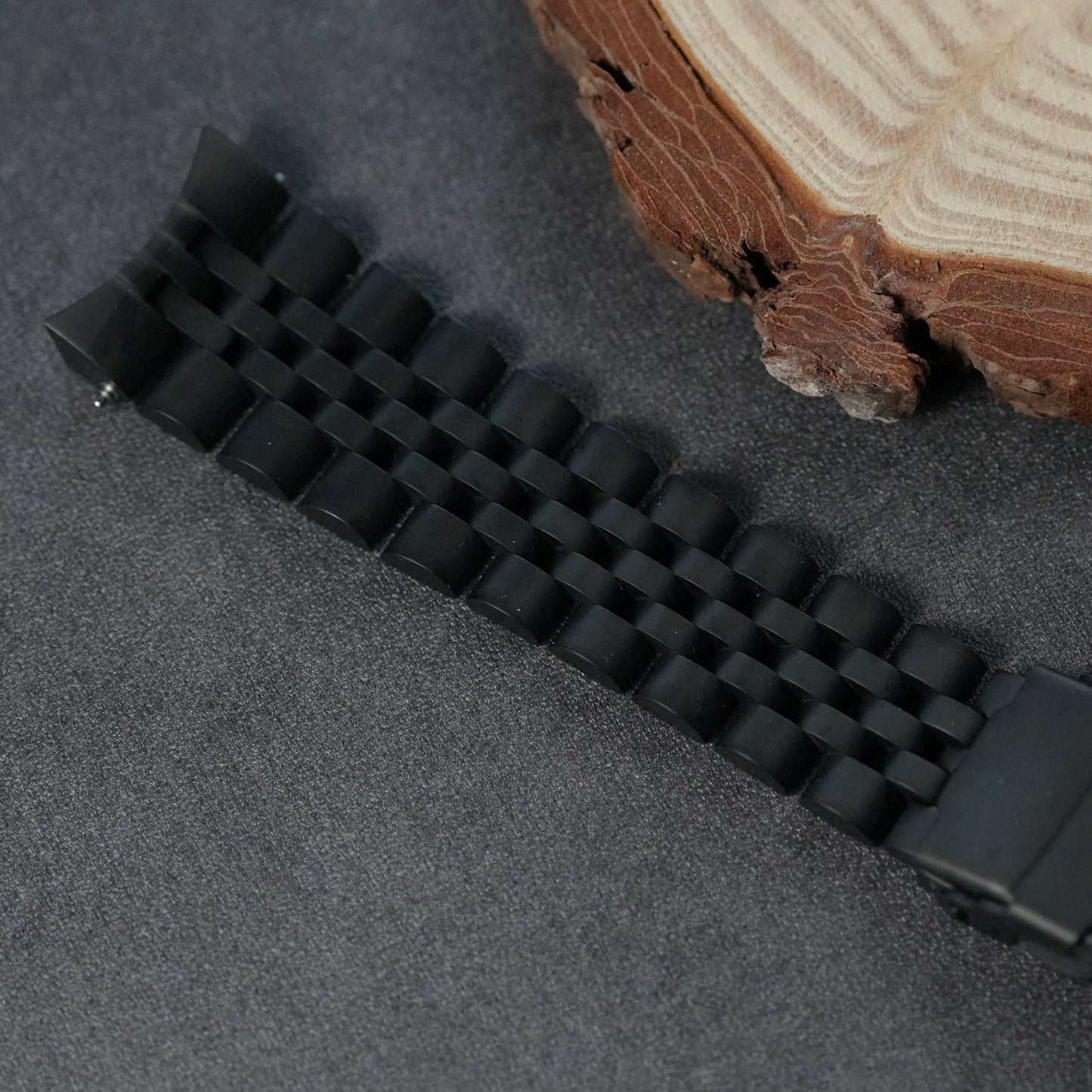 36/40MM: Matte Black Jubilee Bracelet