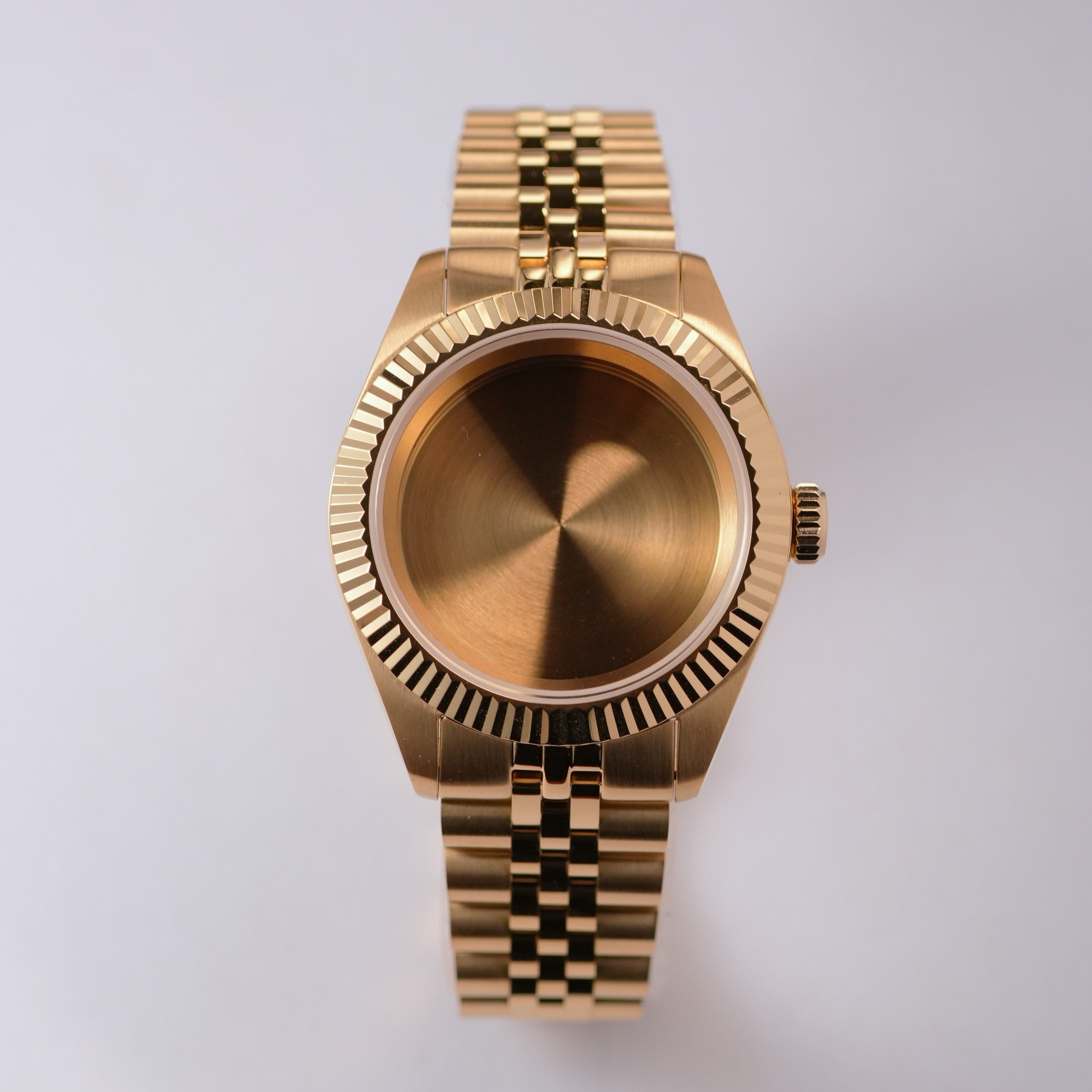 40MM Fluted: Brushed Gold with Bracelet