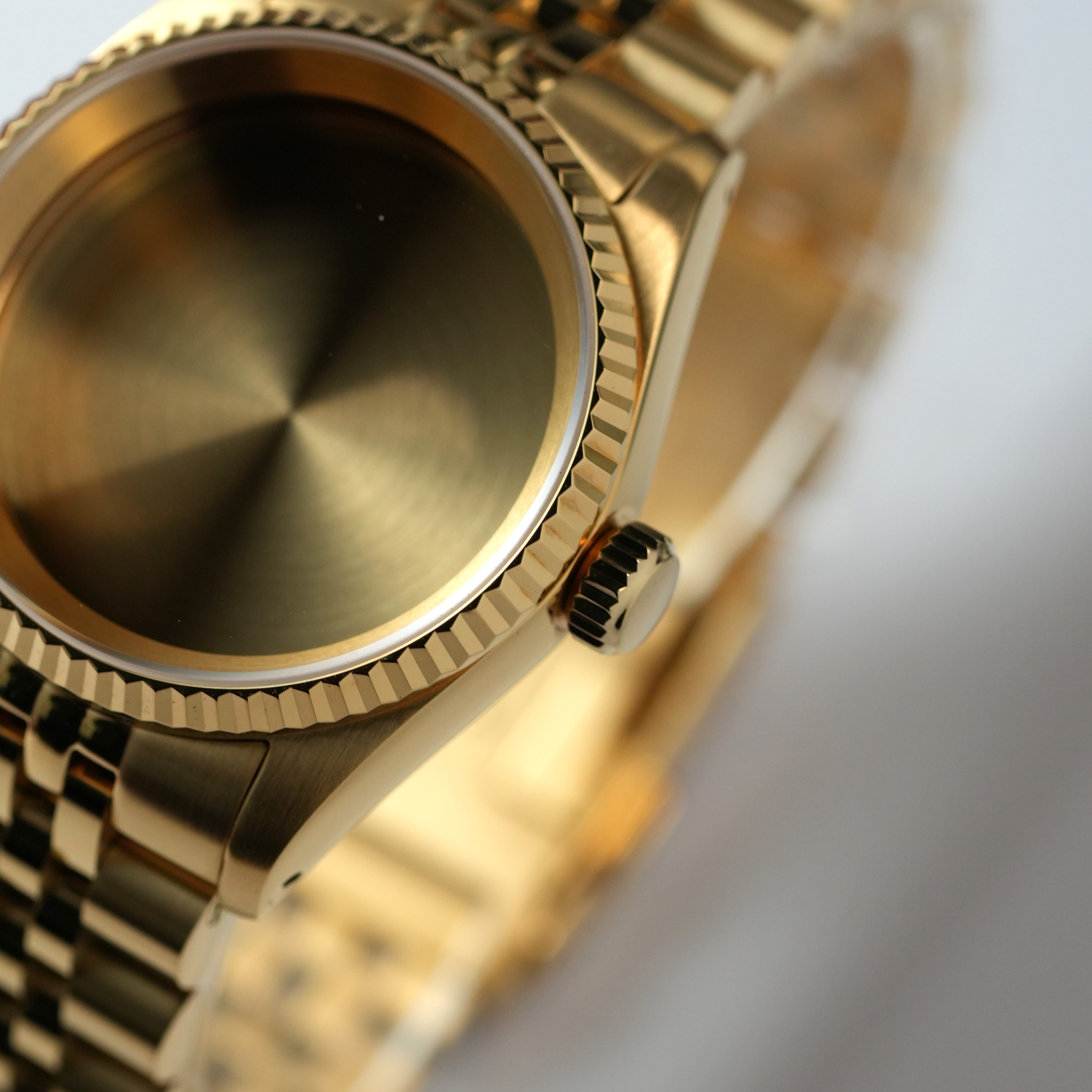 36MM Fluted: Brushed Gold with Jubilee Bracelet