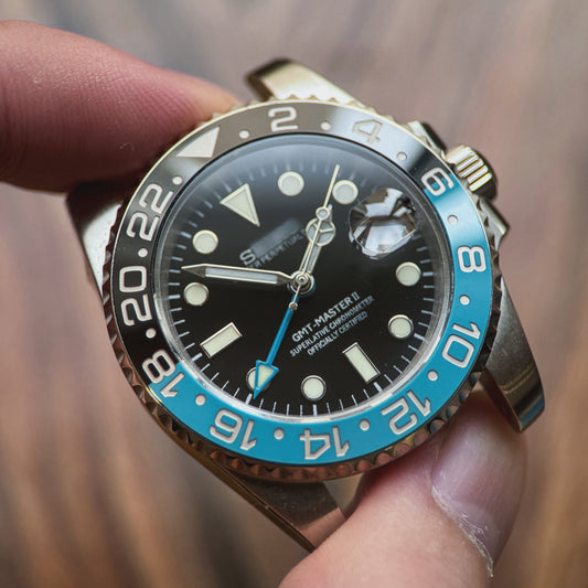 SKX/SRPD GMT: ホワイトマーカーにブラックブラウン