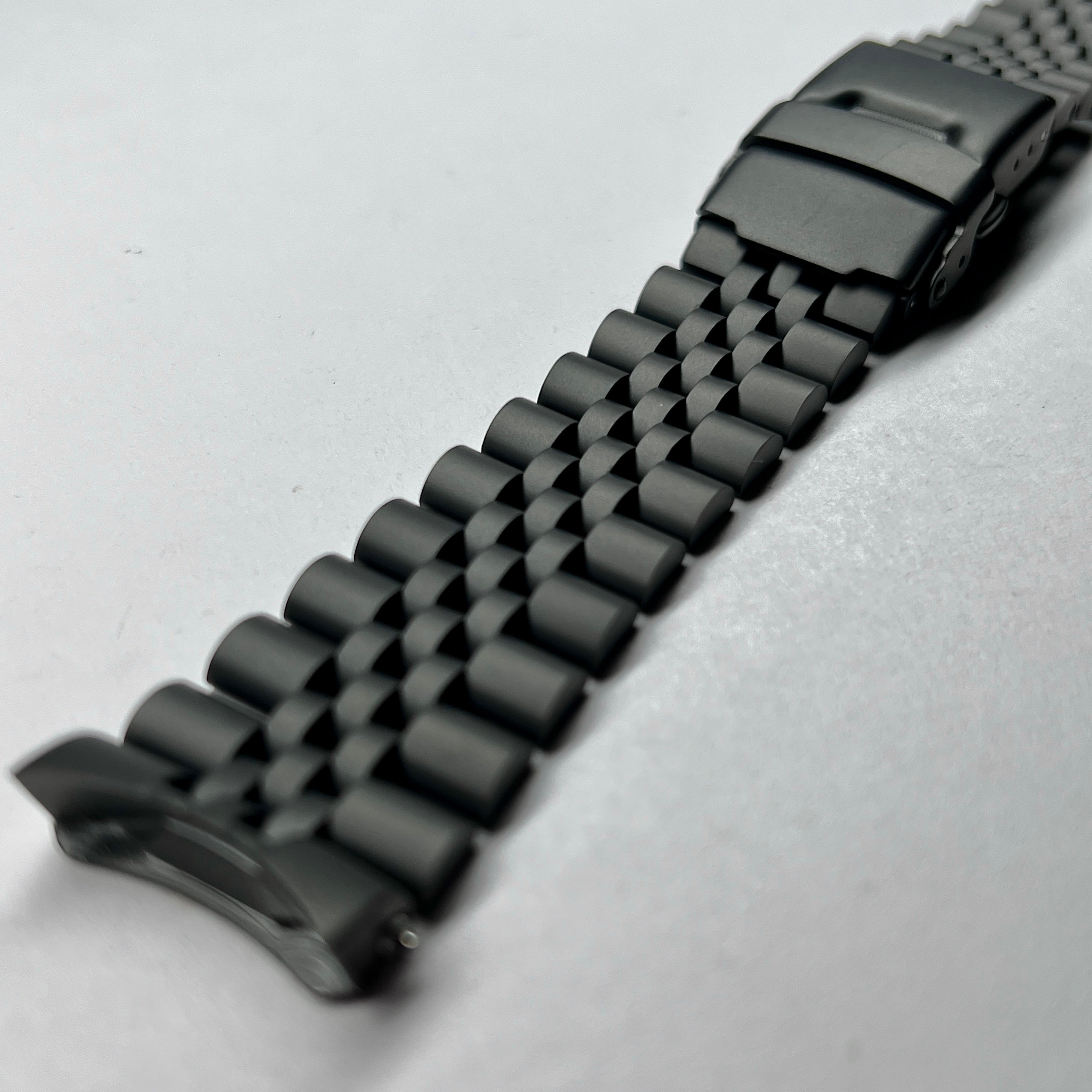 SKX007/SRPD Jubilee: Matte Black Bracelet [Female Endlinks]